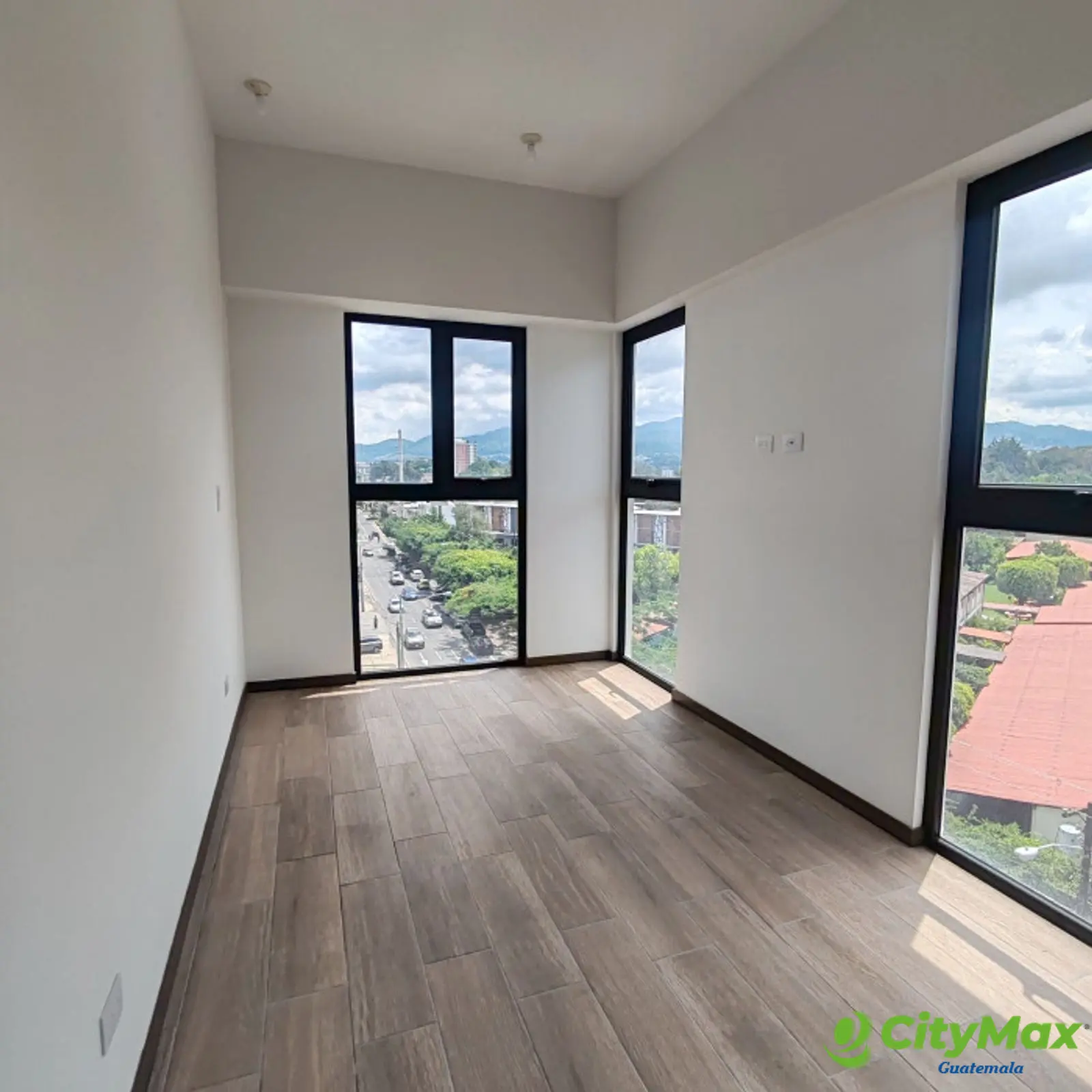 Apartamento de 3 Habitaciones en venta Altaire z.11 - foto 12