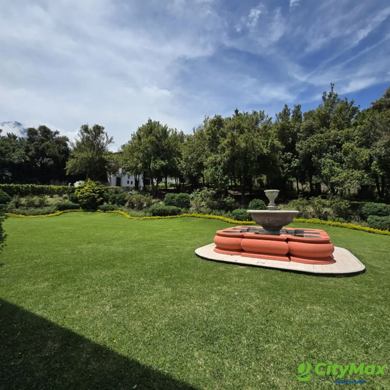 En venta terreno residencial en Hacienda del Comendador - foto 9
