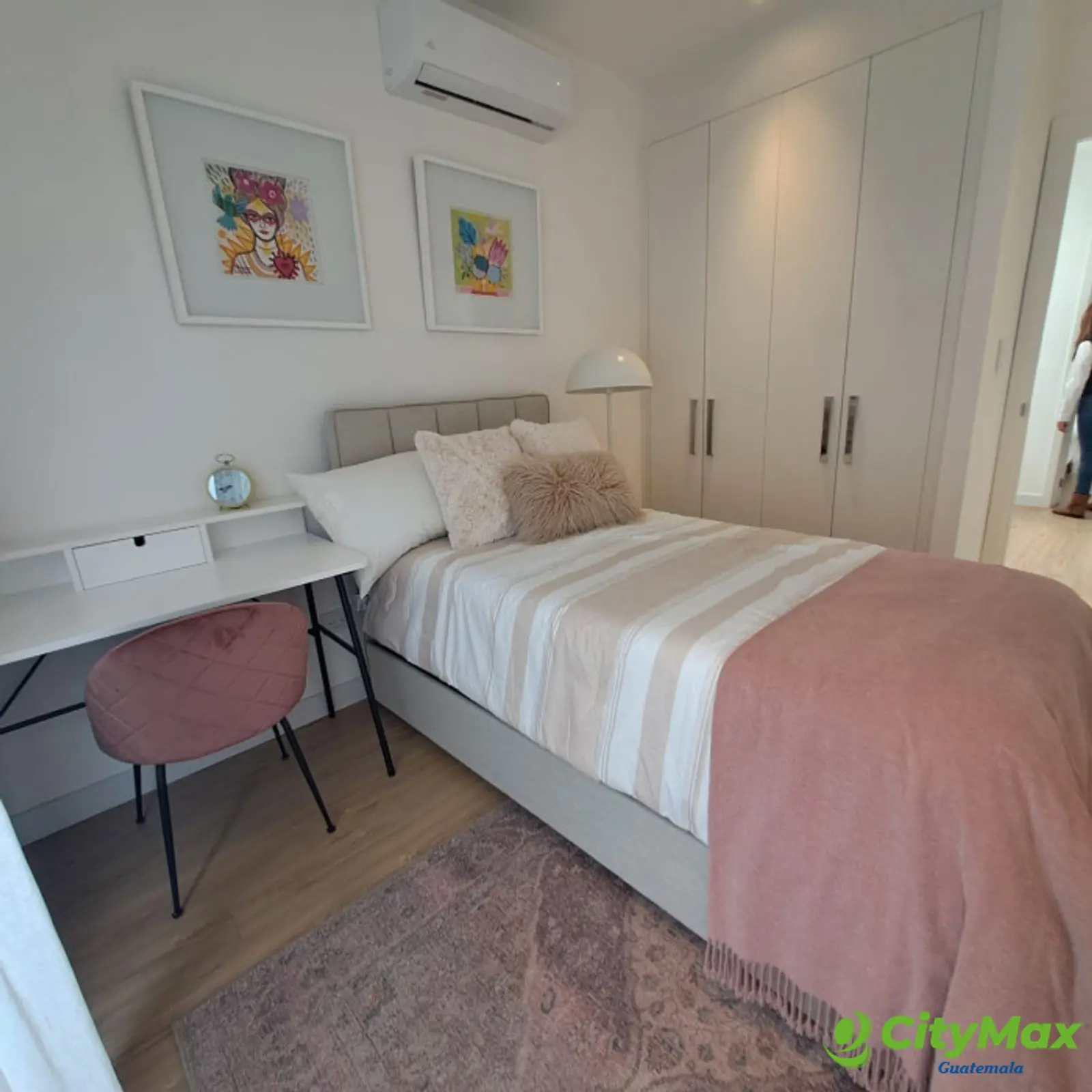 En Venta Casa en IRIDIA HOMES zona 13 - foto 12