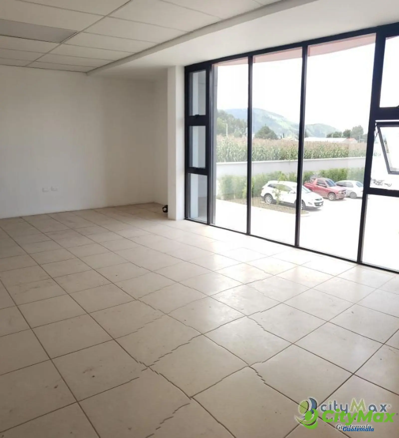 Ofibodega en venta en Quetzaltenango con 490 m2 totales - foto 6