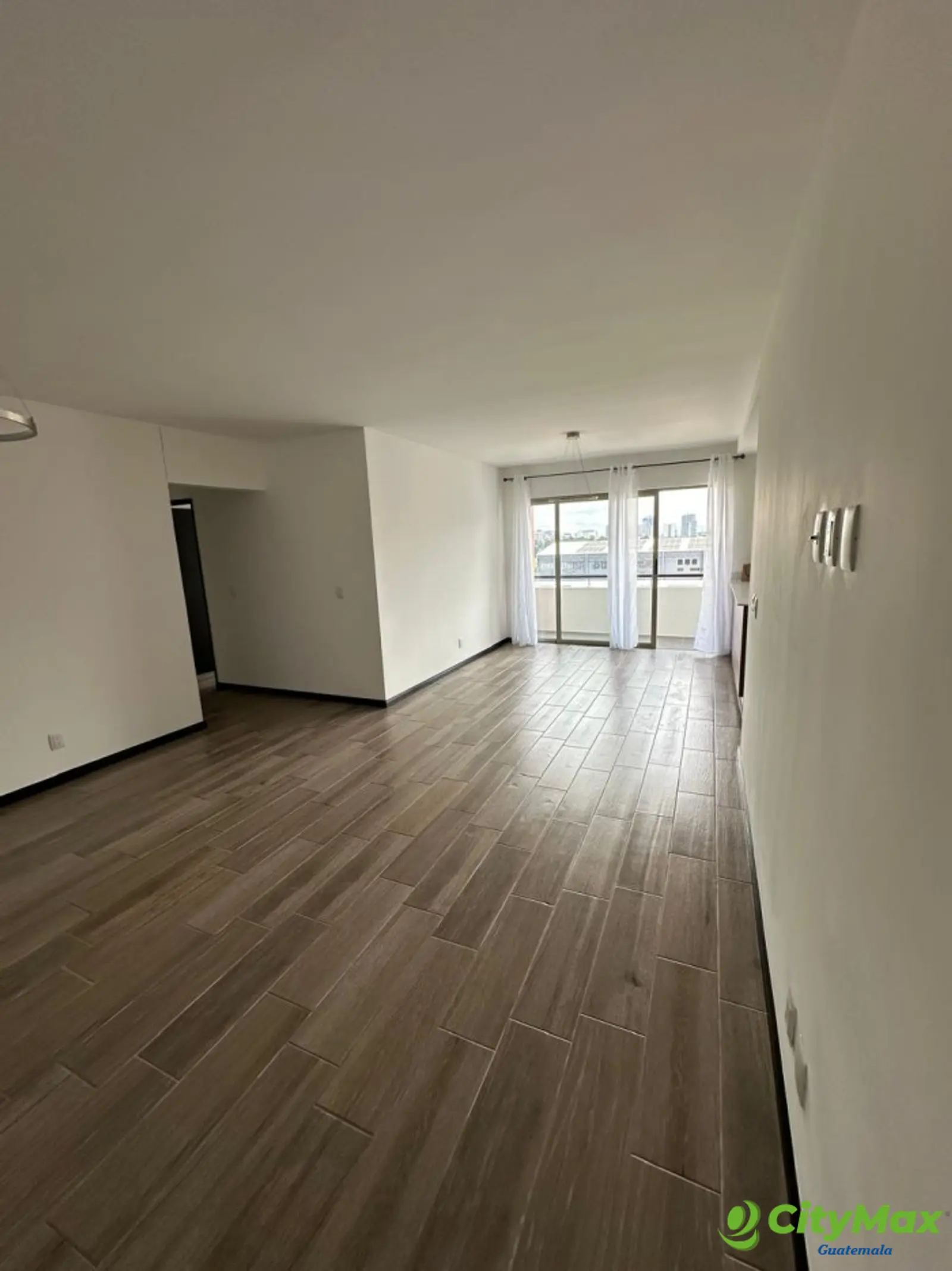 En renta apartamento en Zona 14 Segheria - foto 7