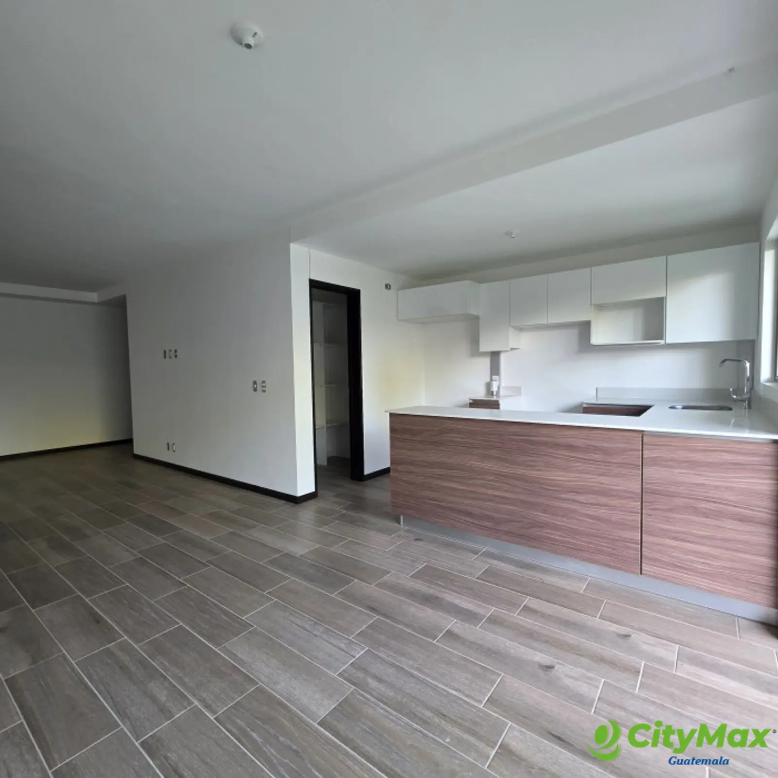 Apartamento con jardin en Venta Zona 14 La Villa - foto 13