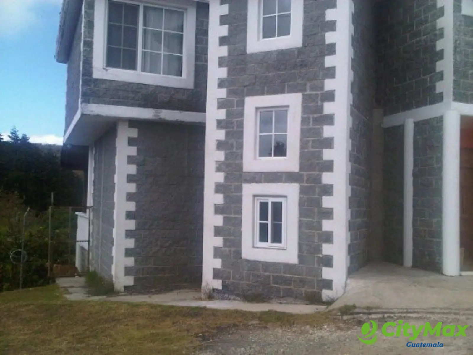 Casa en venta en Carretera a El Salvador km 18 - foto 2