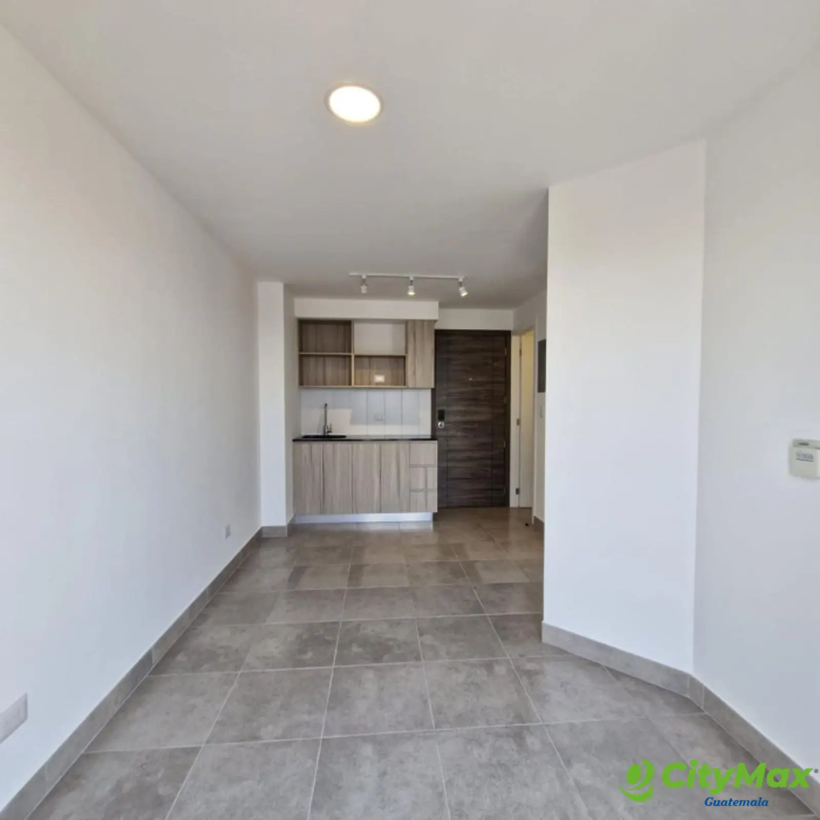 Apartamento en VENTA Y RENTA en zona 2 Ciudad Nueva  - foto 4