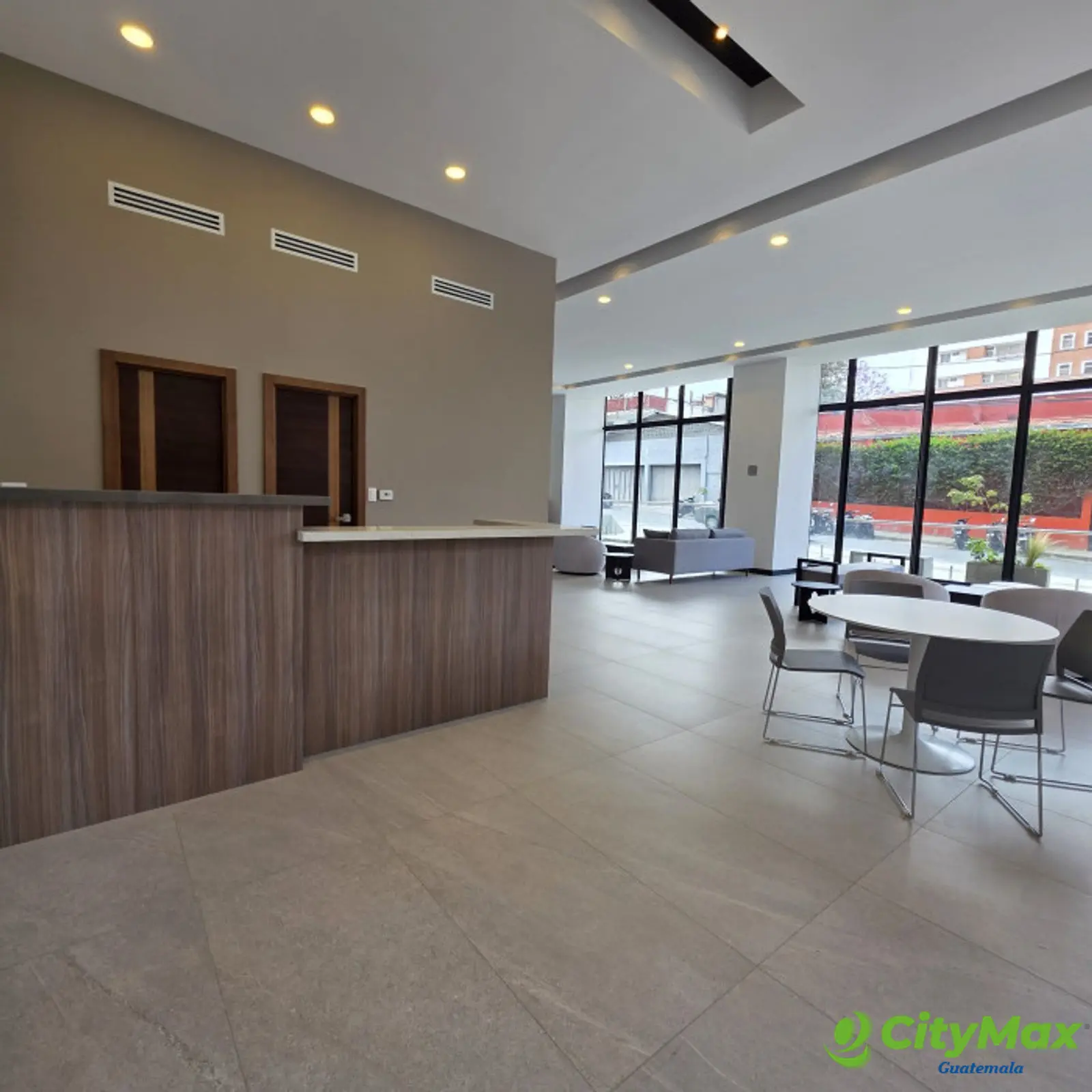 Apartamento Nuevo En Nivel Alto en Venta en Zona 10  - foto 14