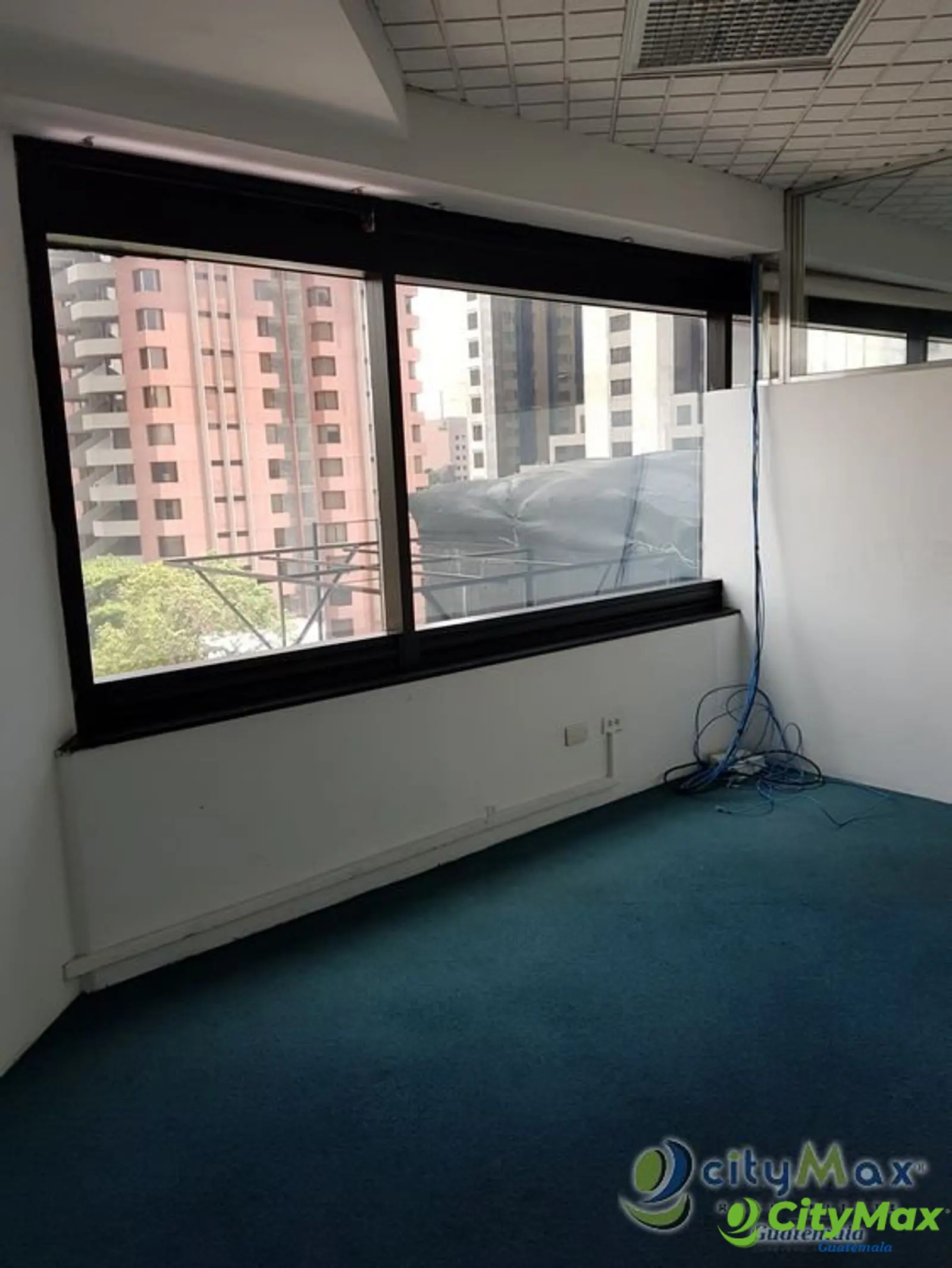Oficina en alquiler en zona 10 Ciudad de Guatemala - foto 2
