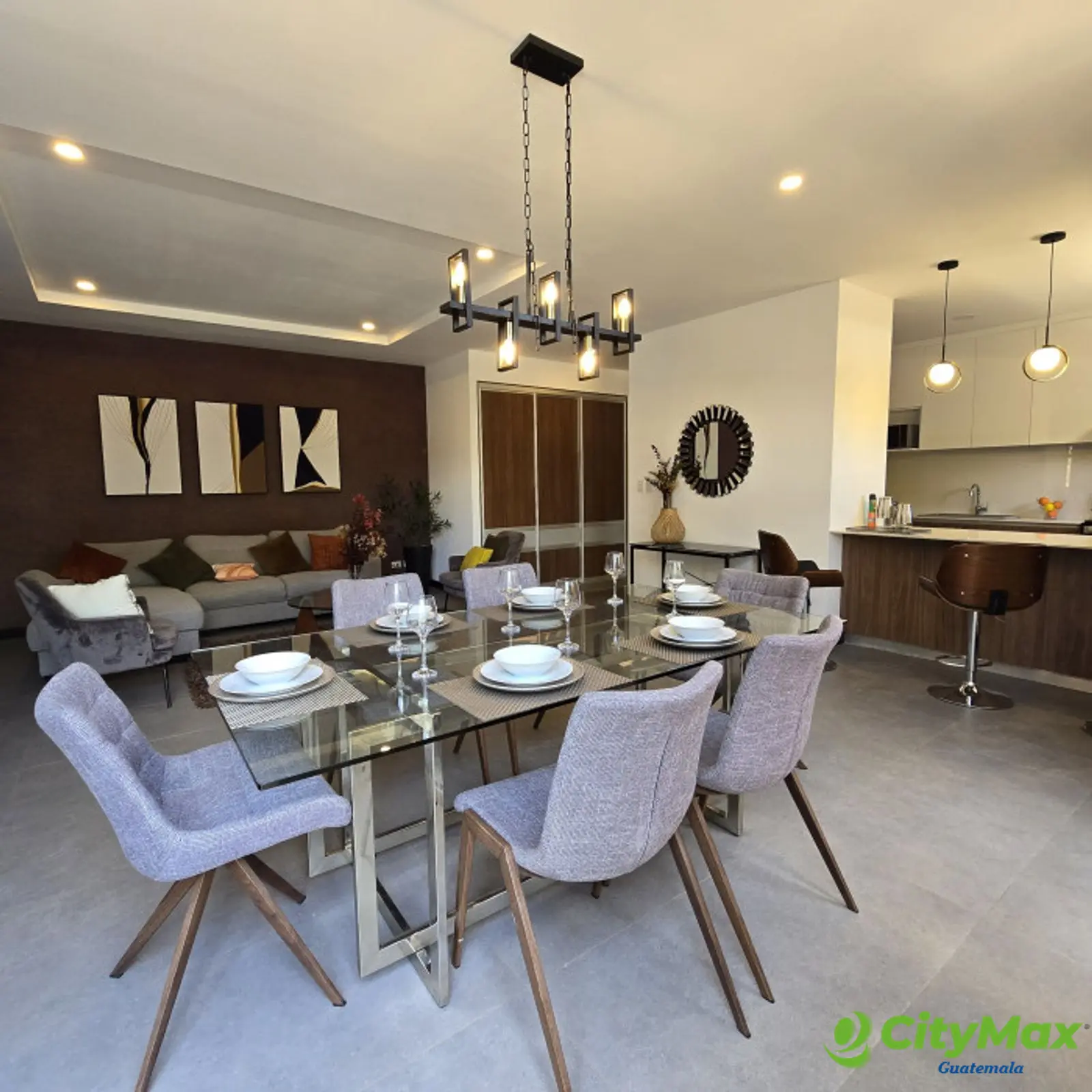 Apartamento en Venta con Jardín en Zona 15 - foto 2