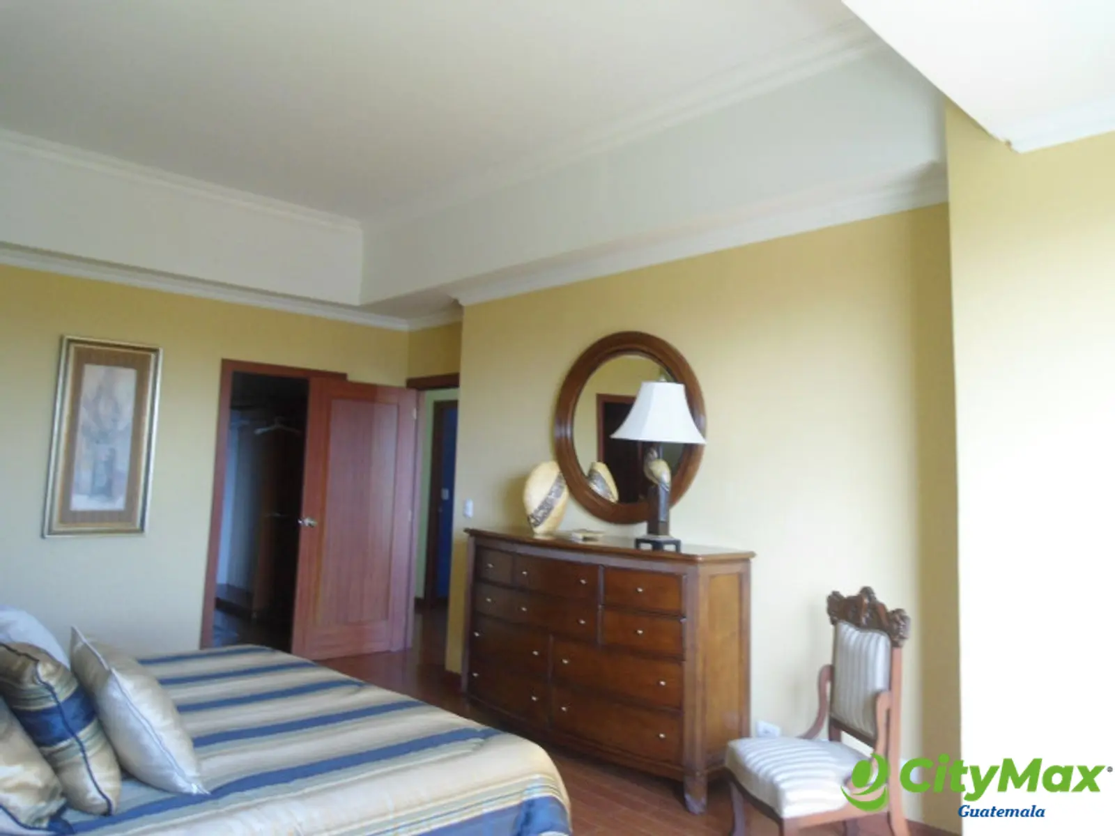 Lindo apartamento en venta en Vista Hermosa zona 15 - foto 9