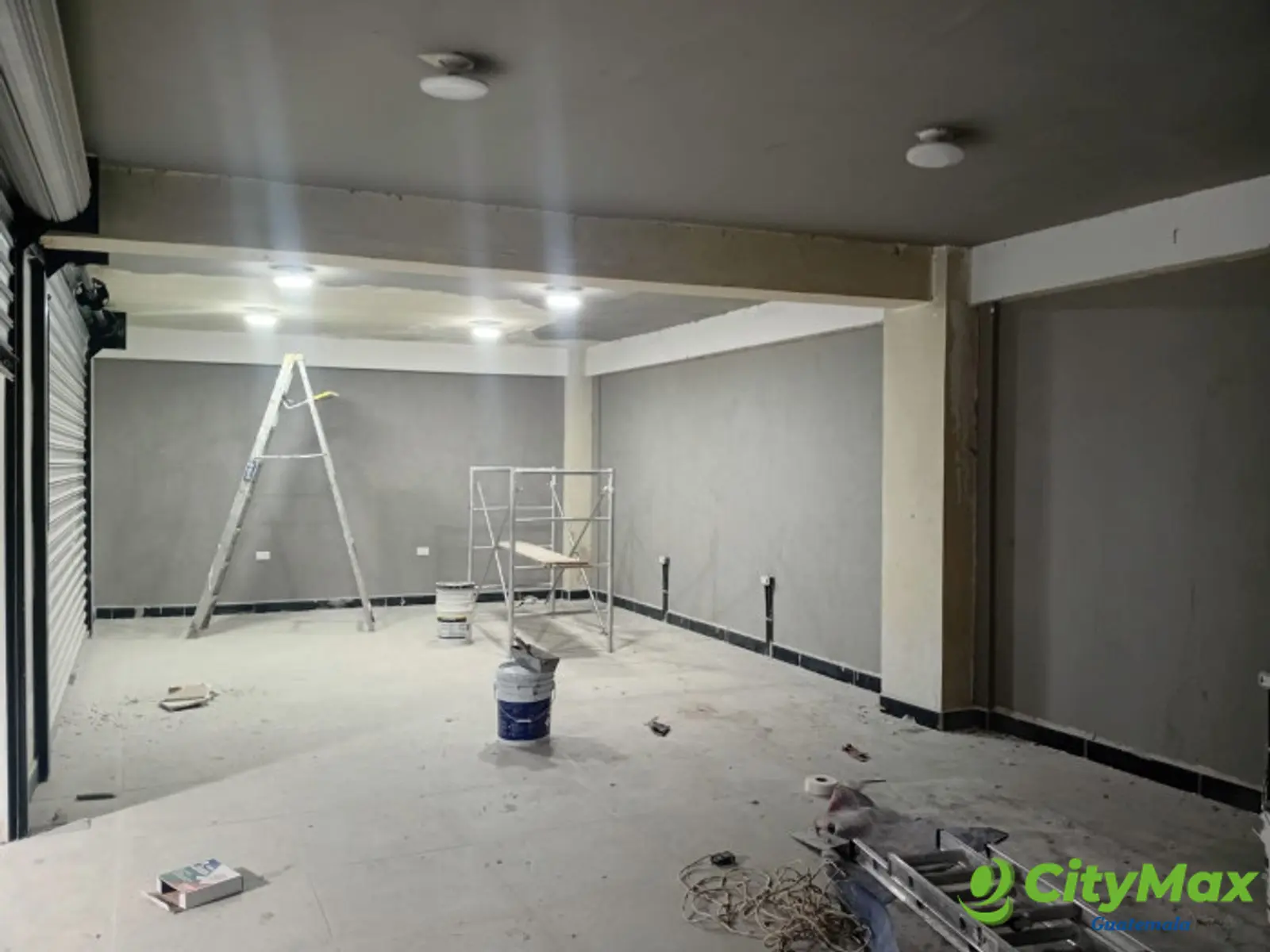 Local comercial en renta en zona 3 en Plaza automotriz - foto 5
