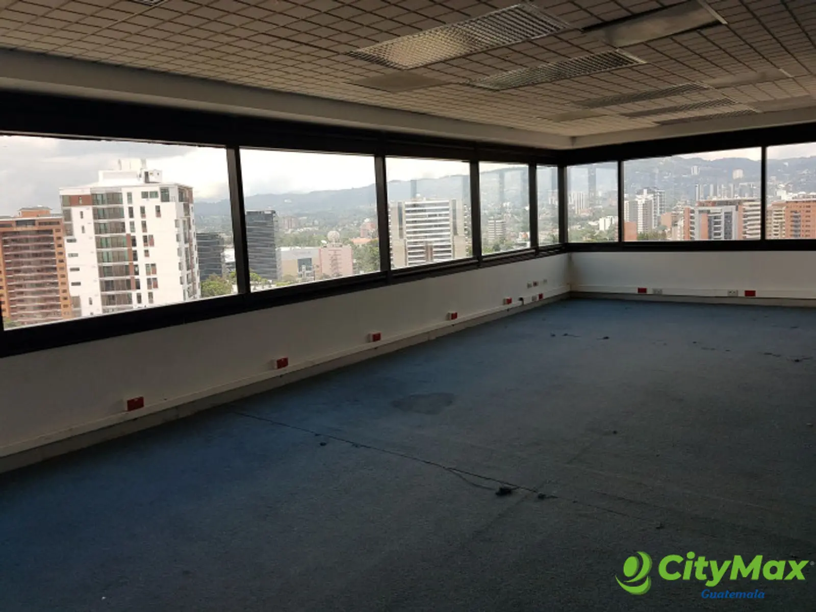En Alquiler Oficina en Zona 10 Guatemala - foto 10