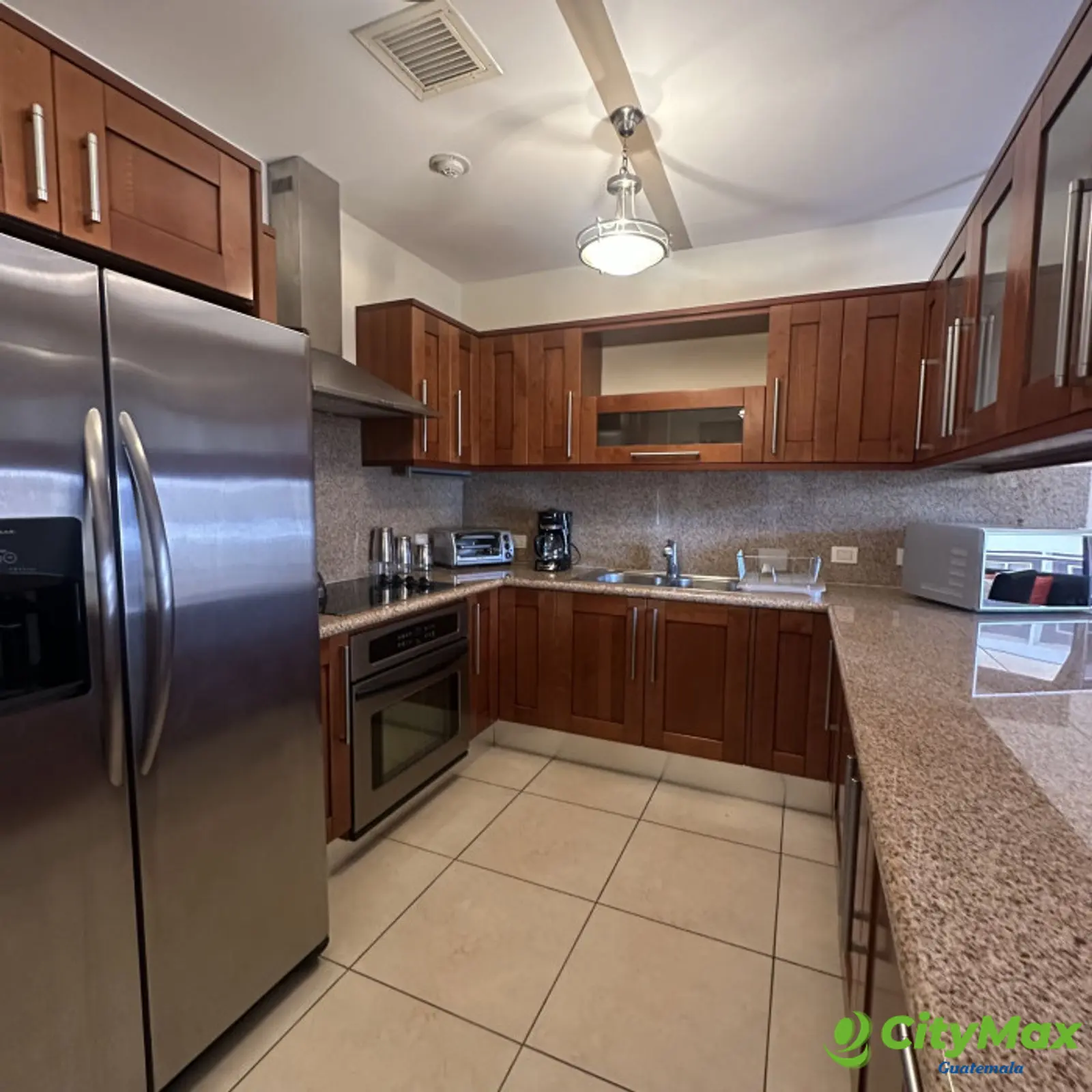 En Venta y Renta Apartamento en Edificio de Zona 14 - foto 4