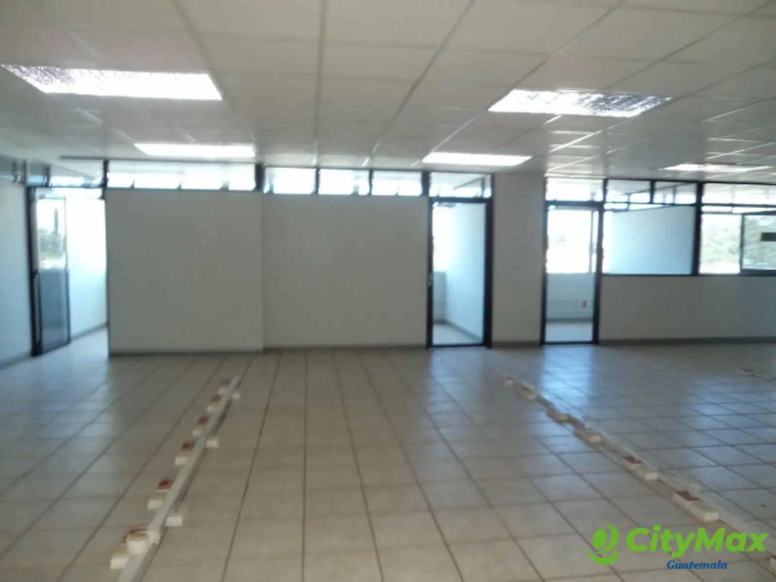 Edificio en alquiler Boulevard Los Próceres Z10! - foto 7
