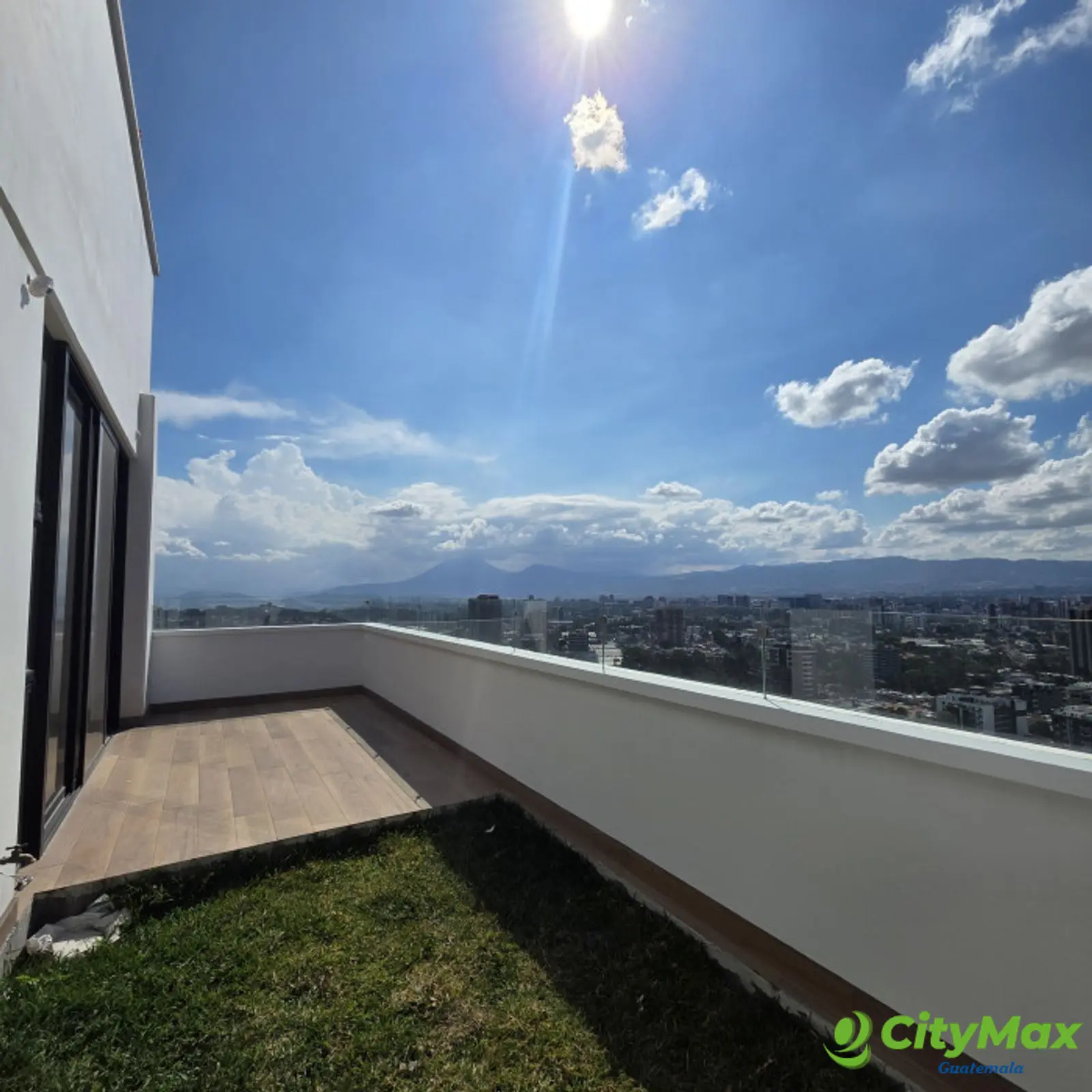 Apartamento con jardin en Venta Z.15 Vista Hermosa - foto 2