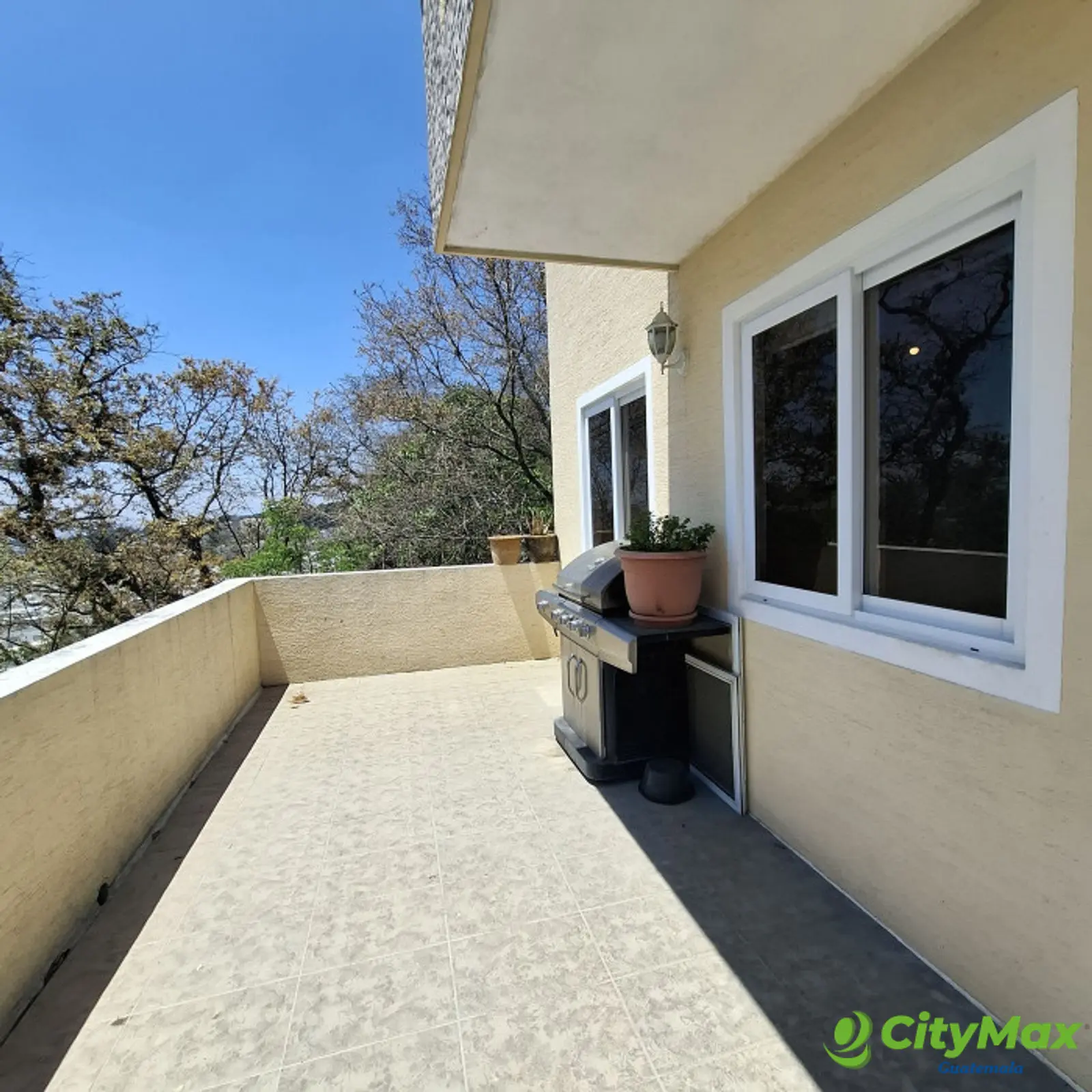 En venta casa de 4 habitaciones en Cañadas del Encinal - foto 5