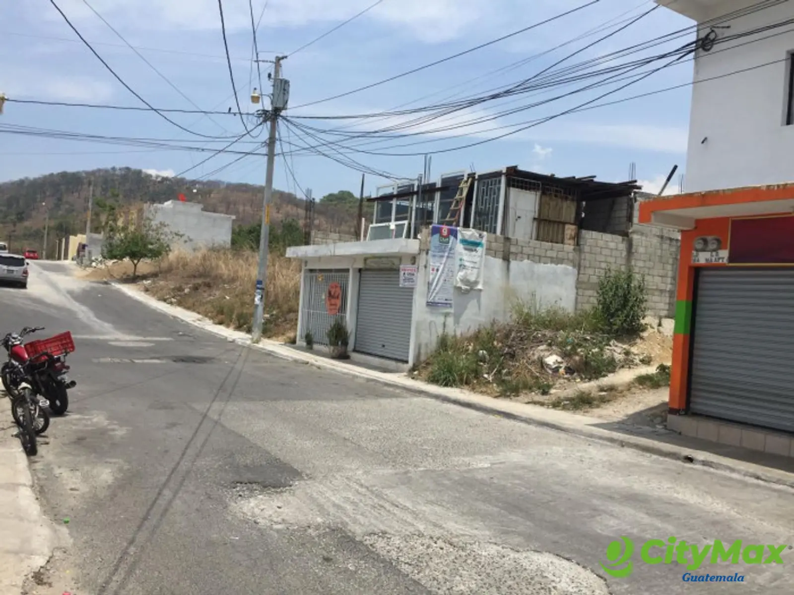Terreno con construcción en venta en Palencia - foto 4
