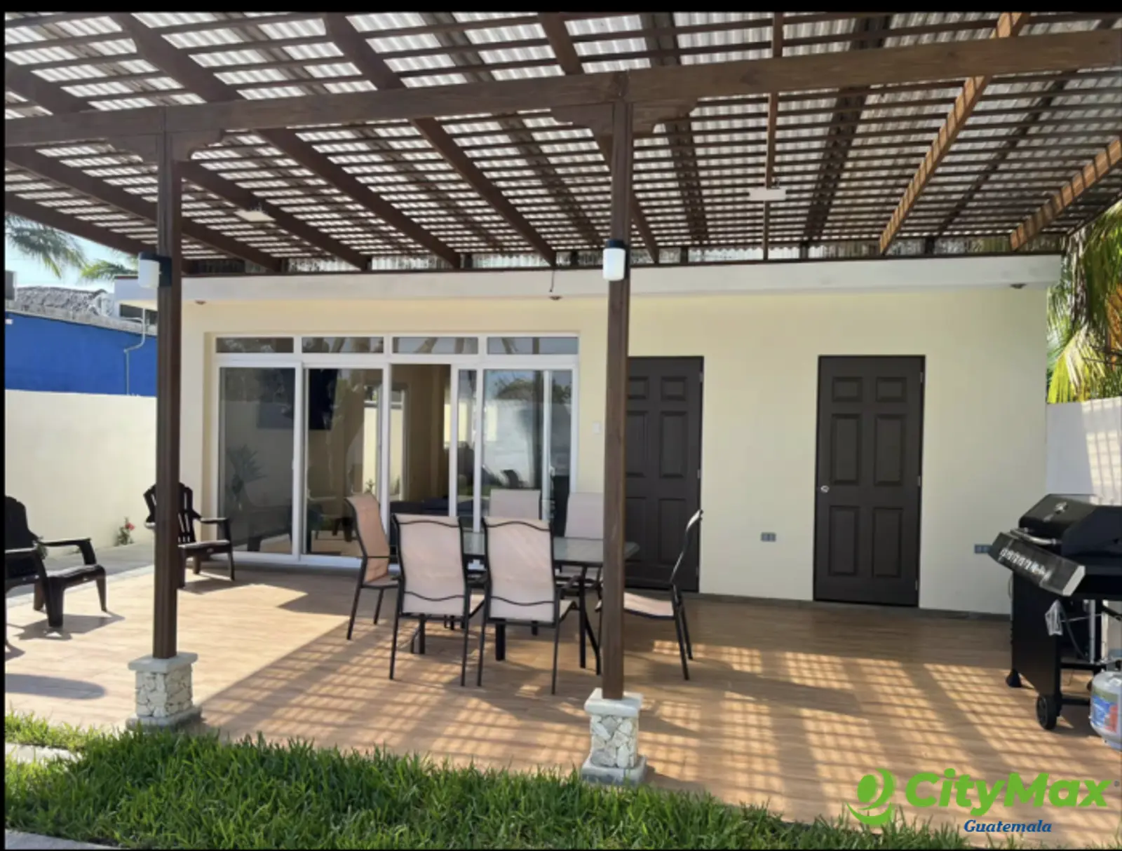 Casa Amueblada en Venta inversion en Airbnb Monterrico - foto 4