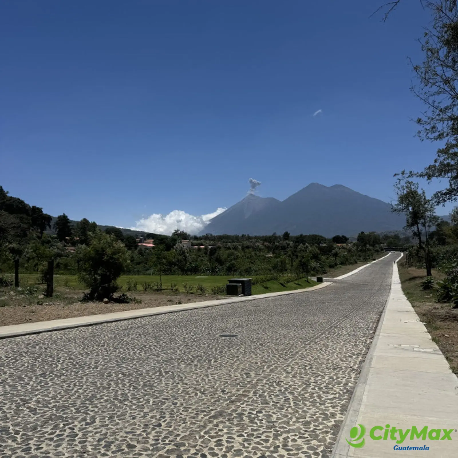 Terreno en Venta Condominio Icatu Antigua Guatemala - foto 2
