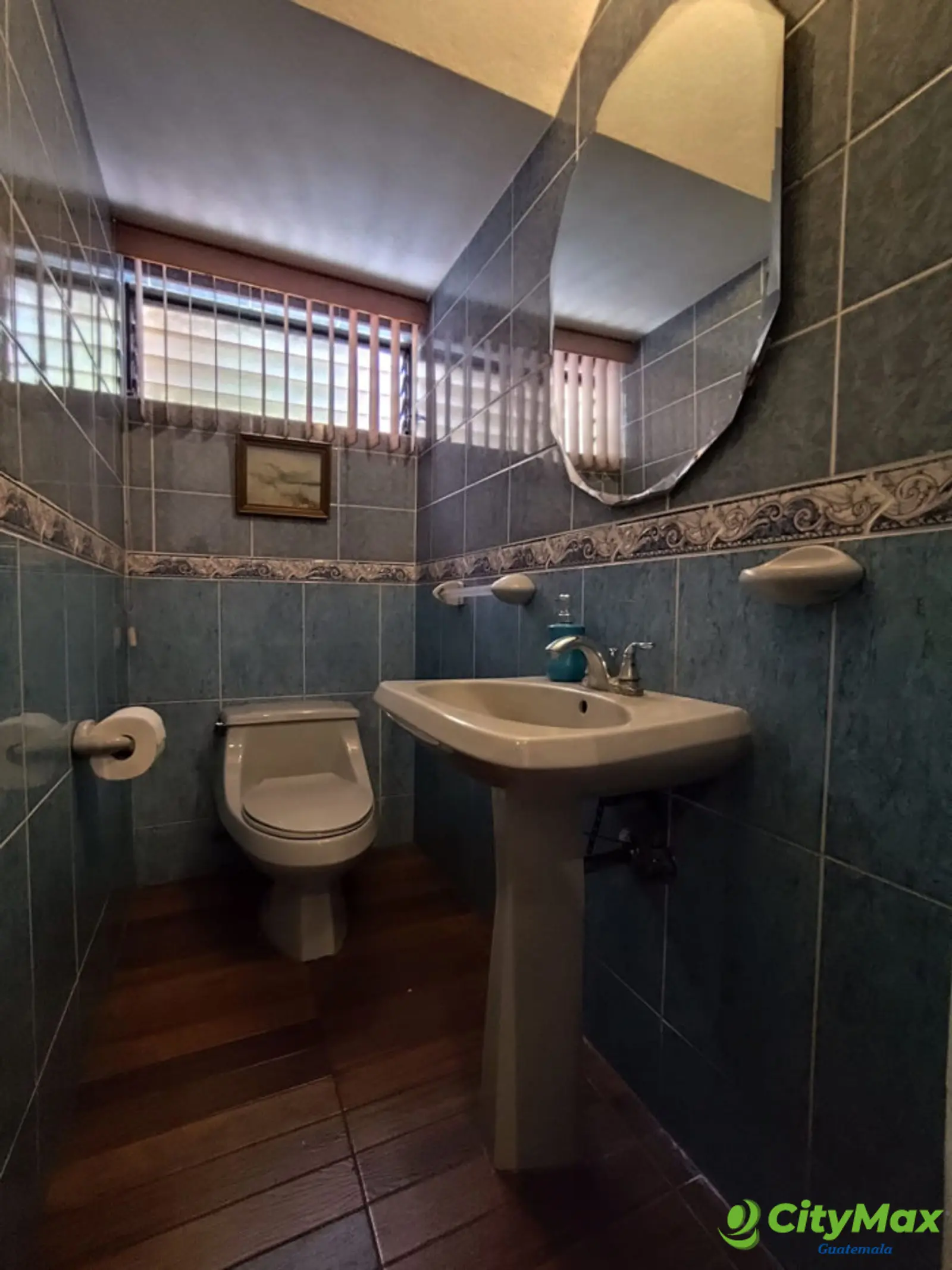 Casa en Renta en Bulevar San Cristóbal Zona 8 de Mixco - foto 13