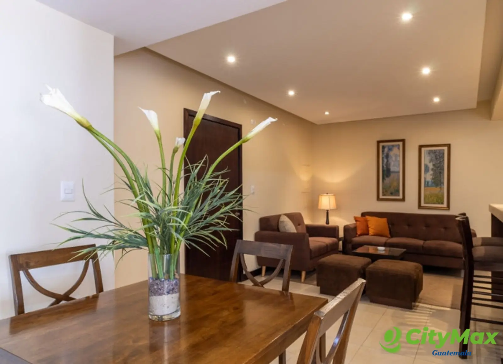 En Alquiler Apartamento amueblado en Zona 14 - foto 4