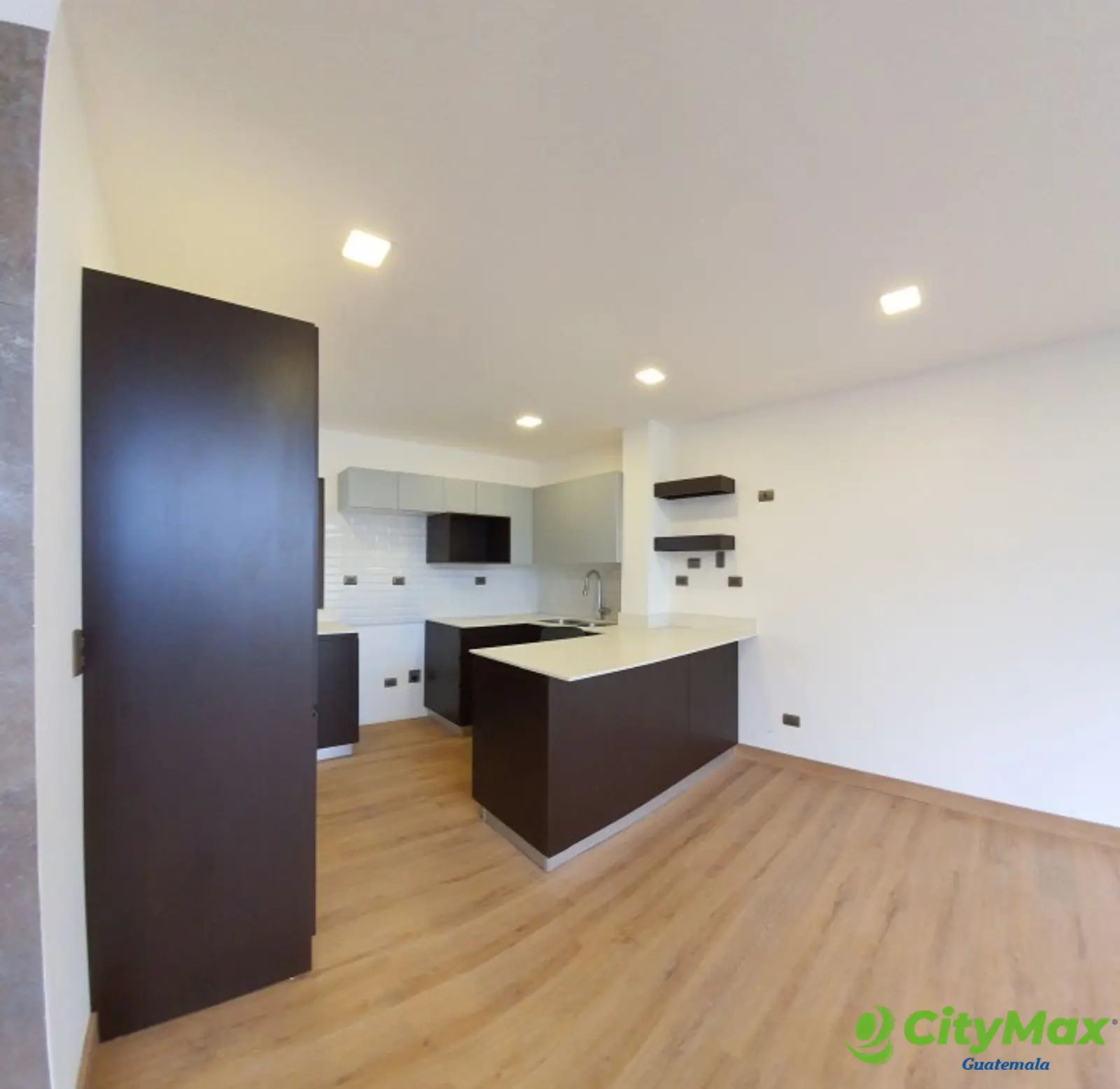 Exclusivo Condominio Casa en Venta individual zona 15  - foto 2
