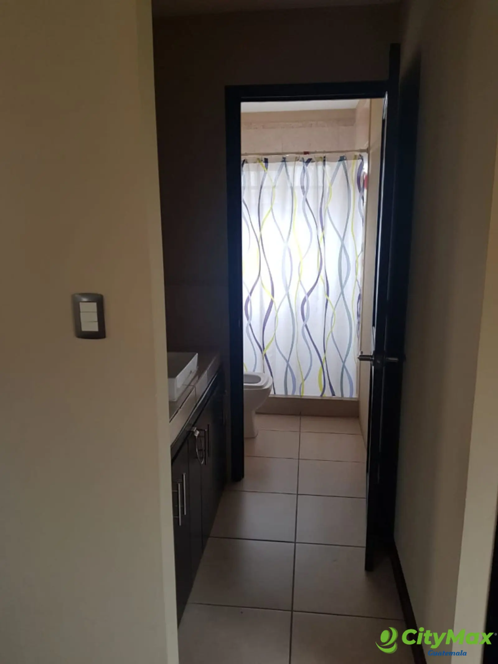 Casa en Venta en Villas Suiza Zona 16, Ideal Inversión! - foto 9