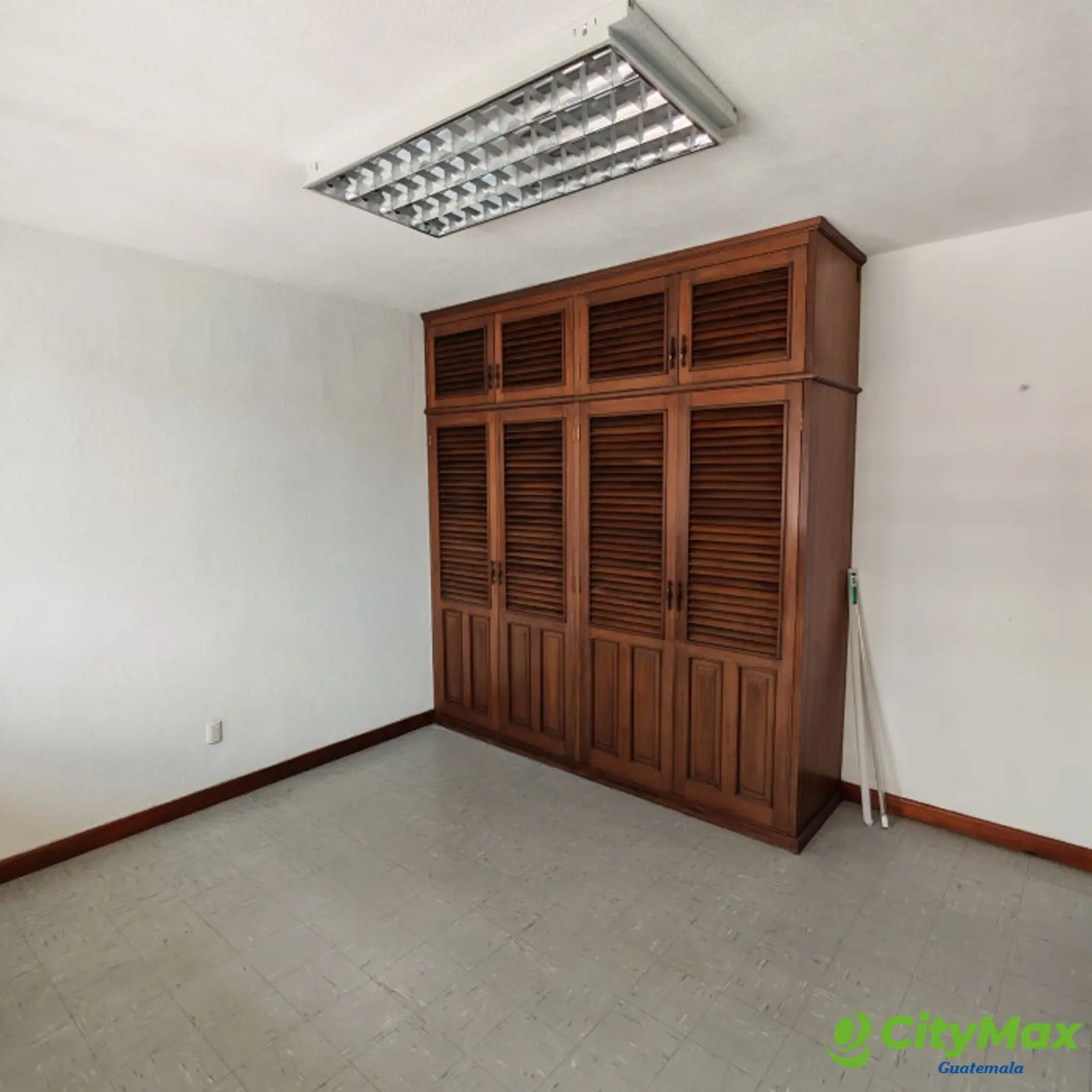 Casa ideal Oficinas en Renta zona 14 - foto 28