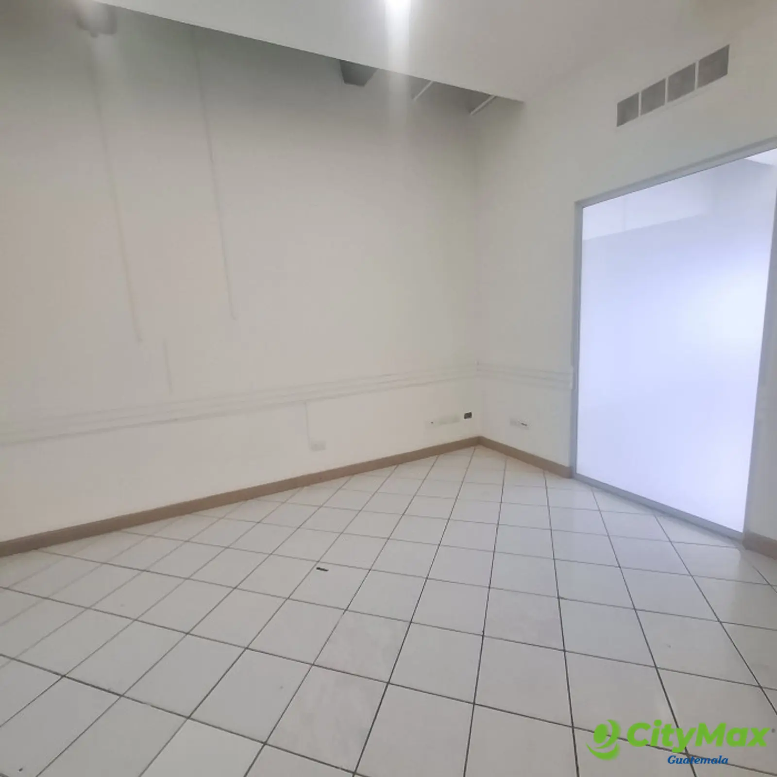 Oficina en Alquiler Geminis Zona 10 Ciudad de Guatemala - foto 4