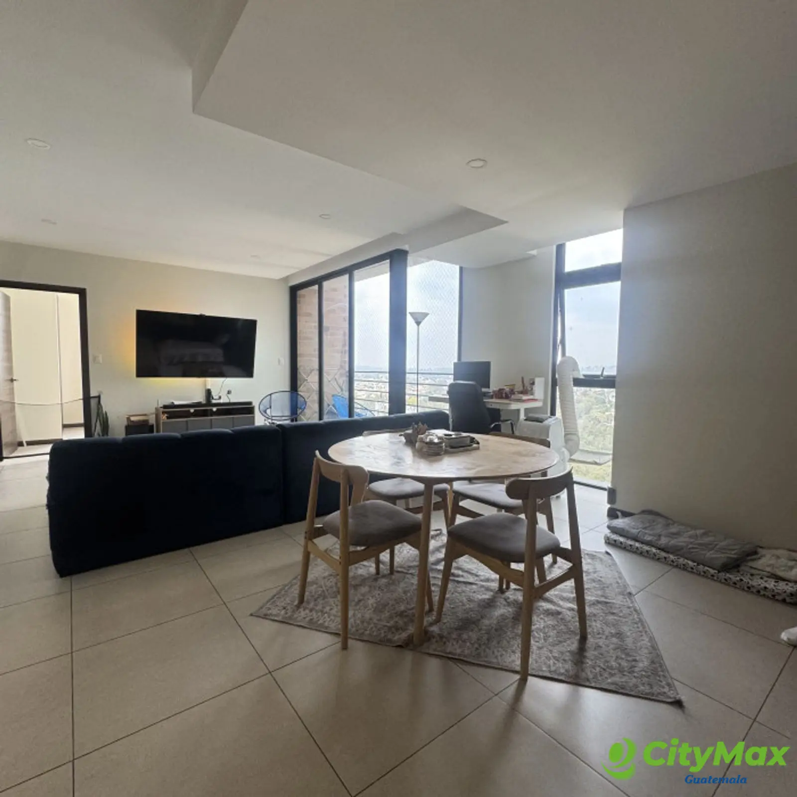 Apartamento en Venta y Renta Mira zona 10 Guatemala - foto 5