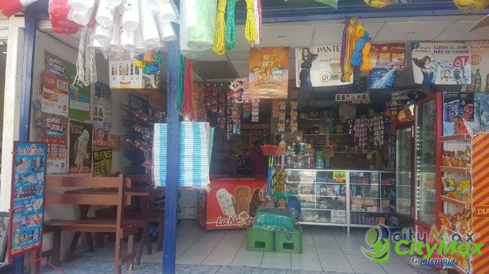 SE VENDE CASA COMERCIAL CENTRO DE ESCUINTLA - foto 2