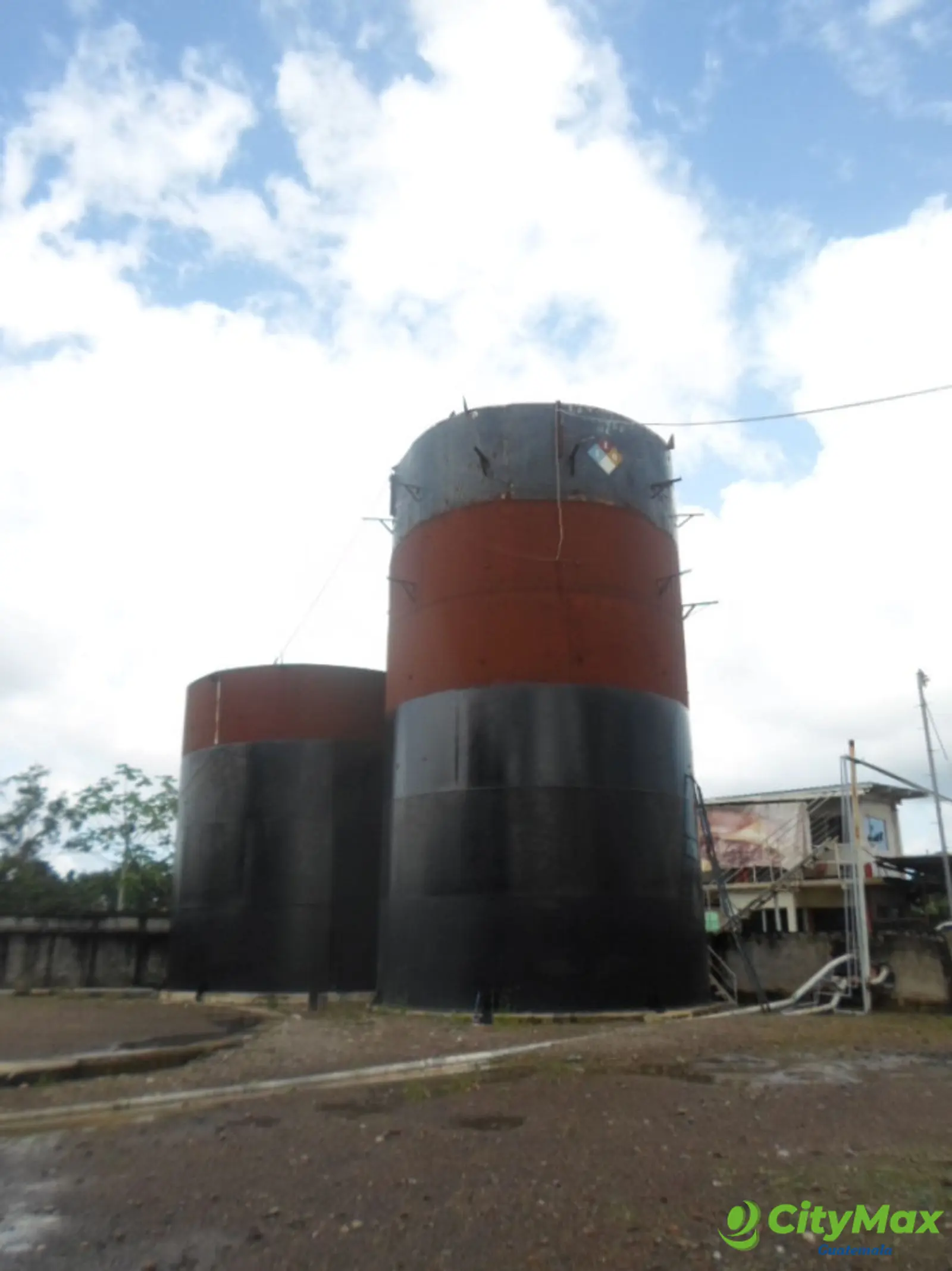 Tanques en renta en Santo Tomás de Castilla Guatemala - foto 2