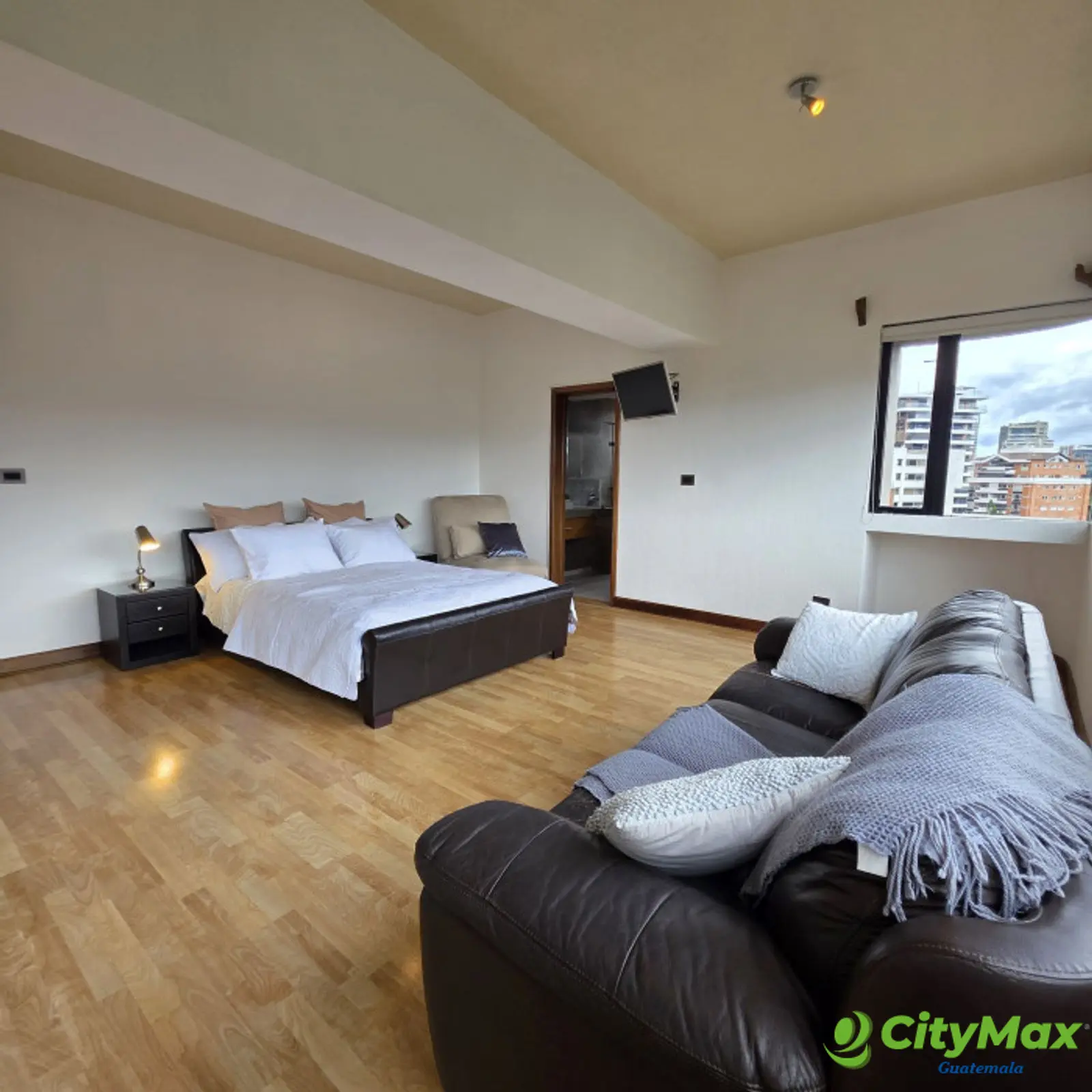 Apartamento amueblado en alquiler zona 14 - foto 16