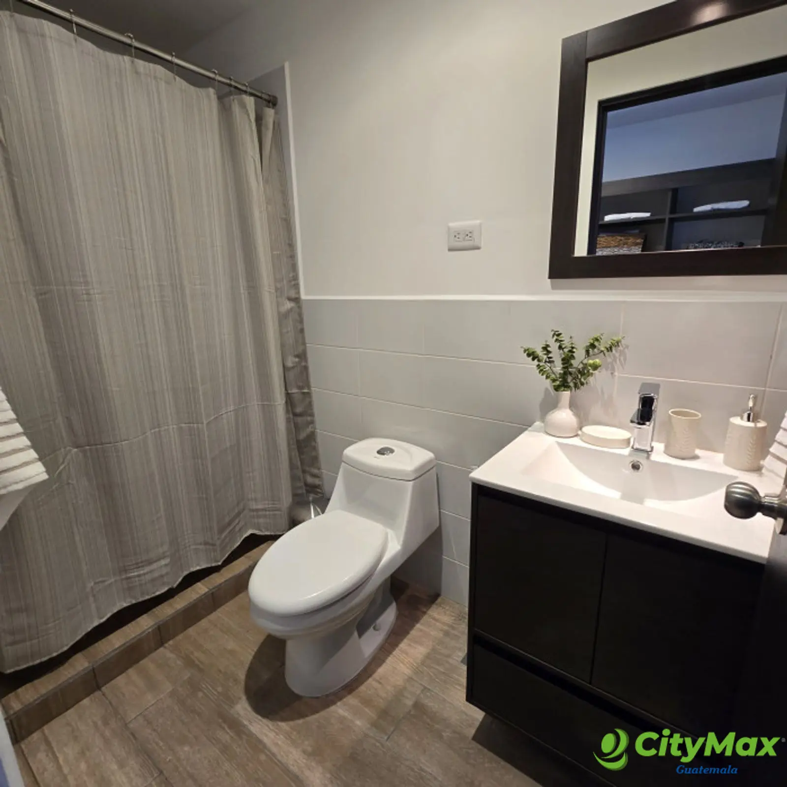Apartamentos en Venta en la Zona 12 Petapa Guatemala - foto 23