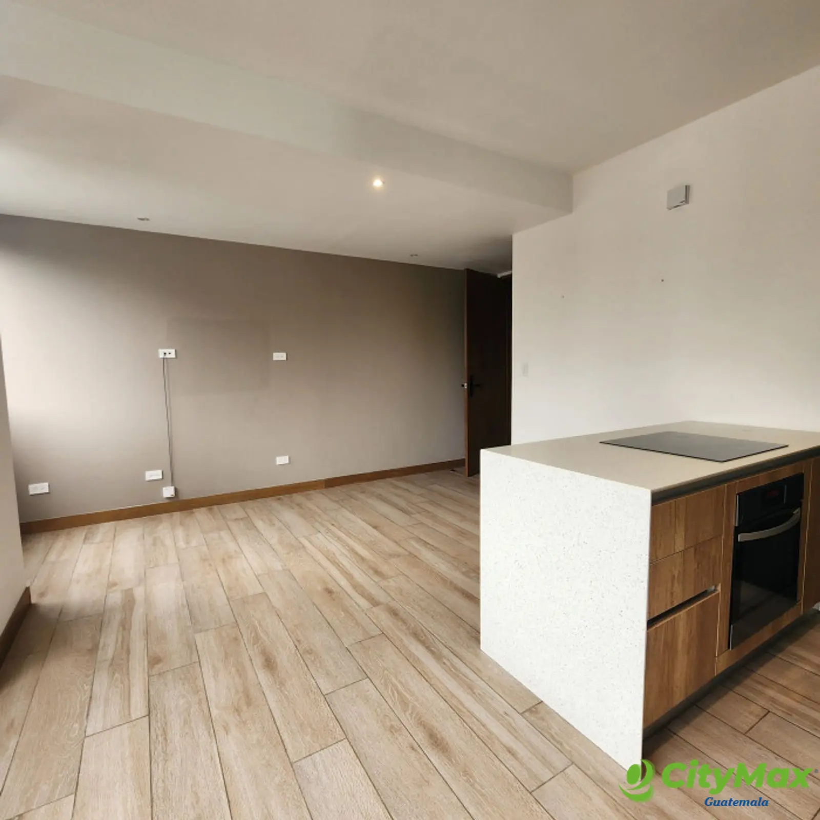 Apartamento en venta en la zona 14 la Villa  - foto 5