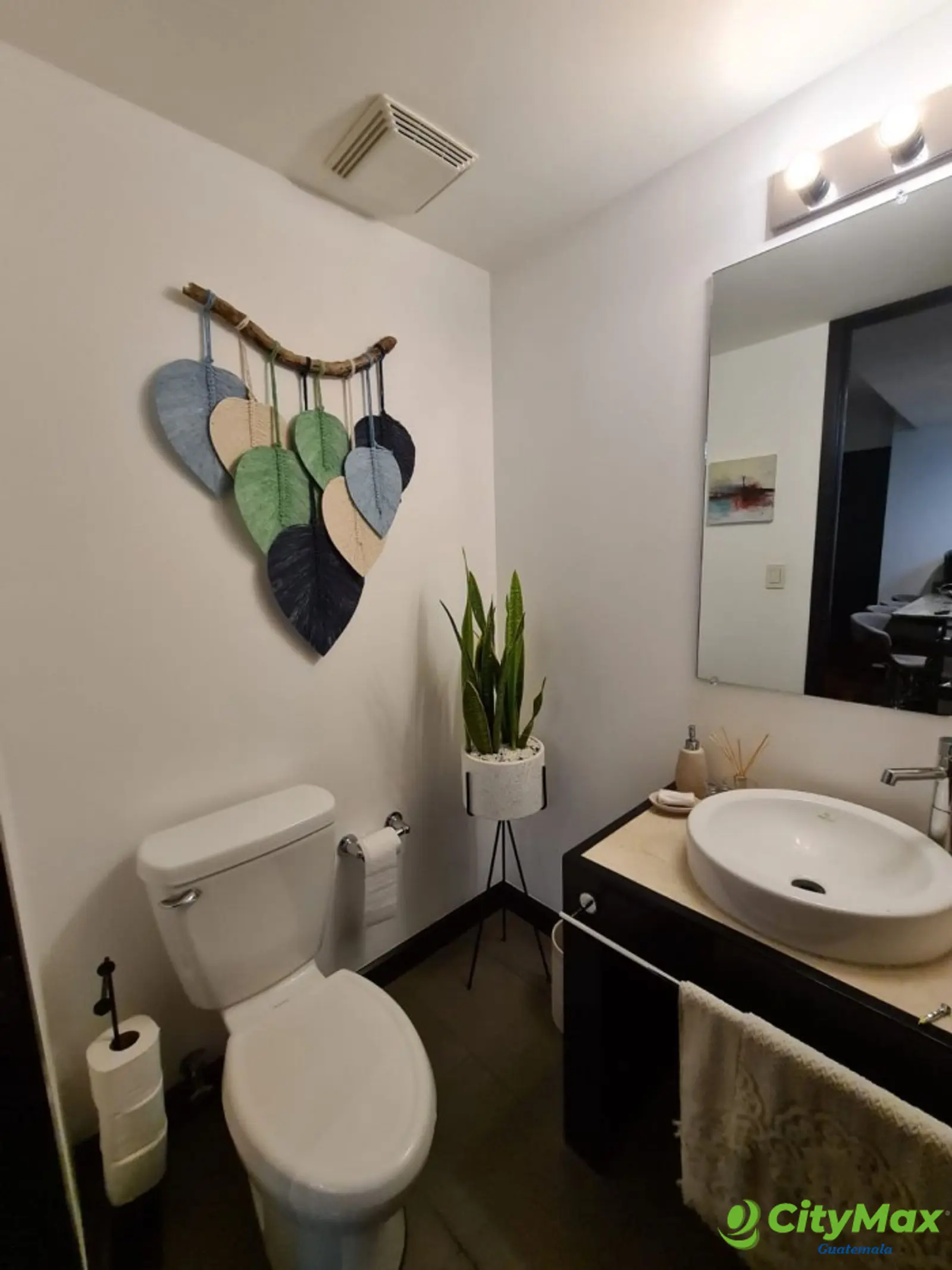 Apartamento en venta  en zona 10 Próceres   - foto 5