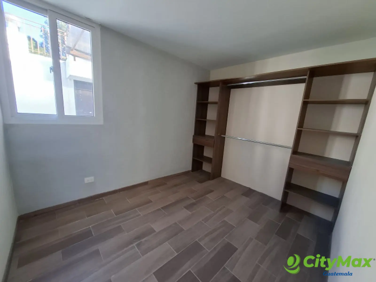 En Venta Apartamento en Villas Los Alamos Guatemala - foto 11