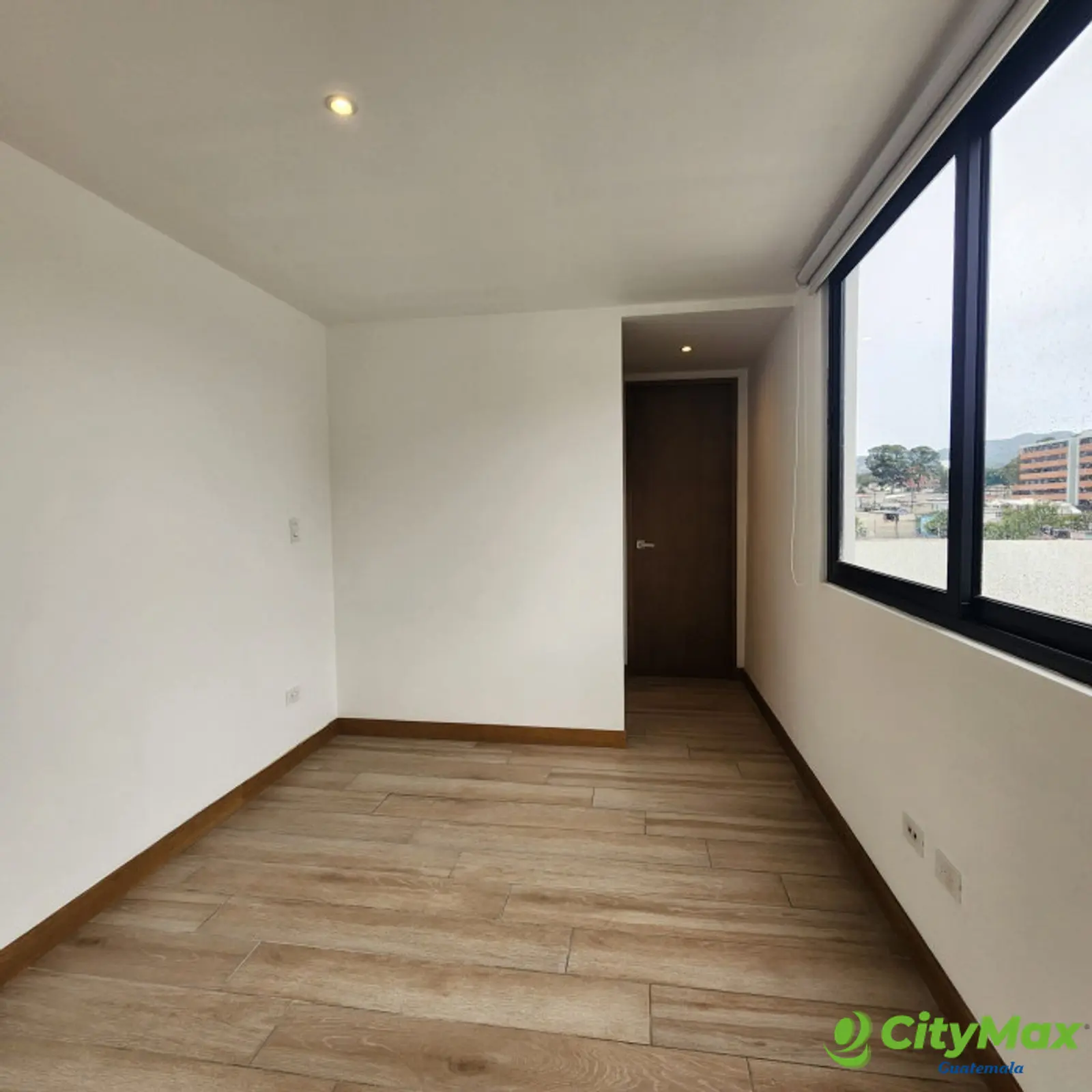 Apartamento en venta en la zona 14 la Villa  - foto 14