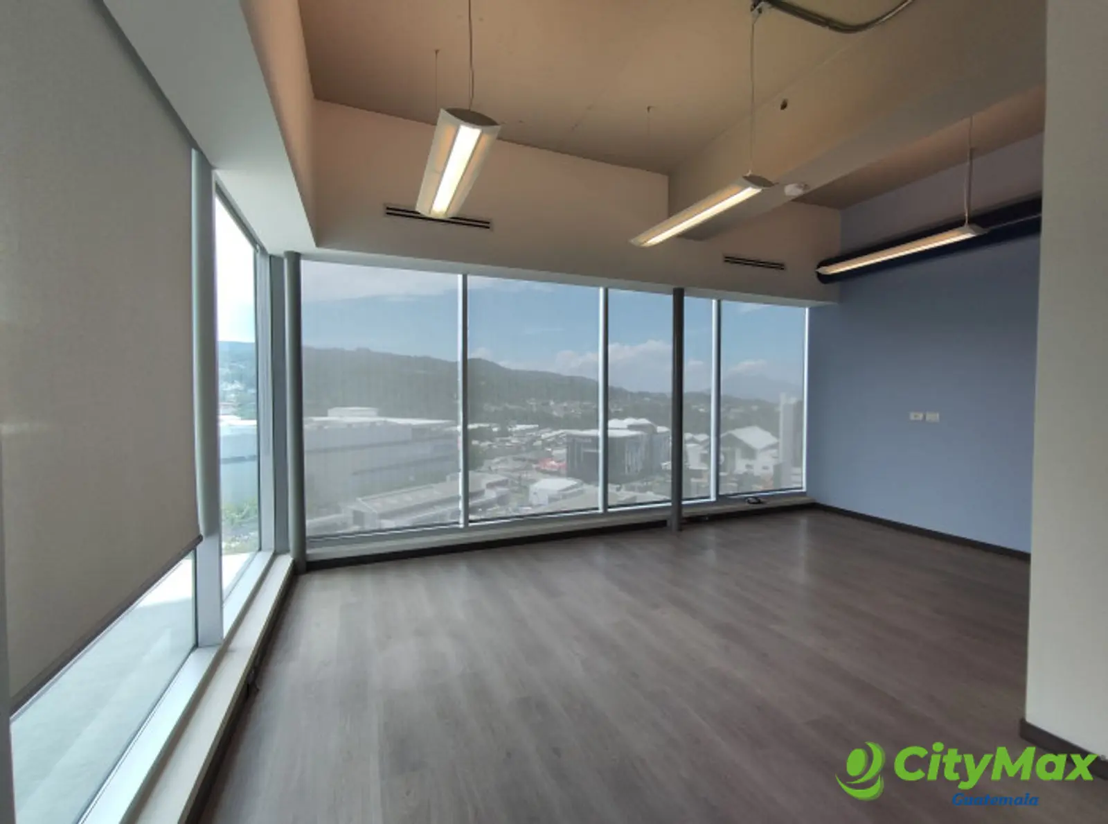 En VENTA OFICINA en Zona Pradera zona 10 Guatemala - foto 29