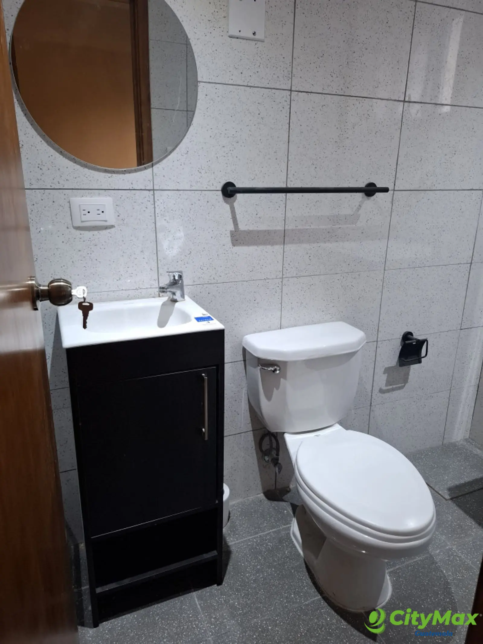 Apartamento En Renta Zona 15 Cercano Hospital El Pilar - foto 5