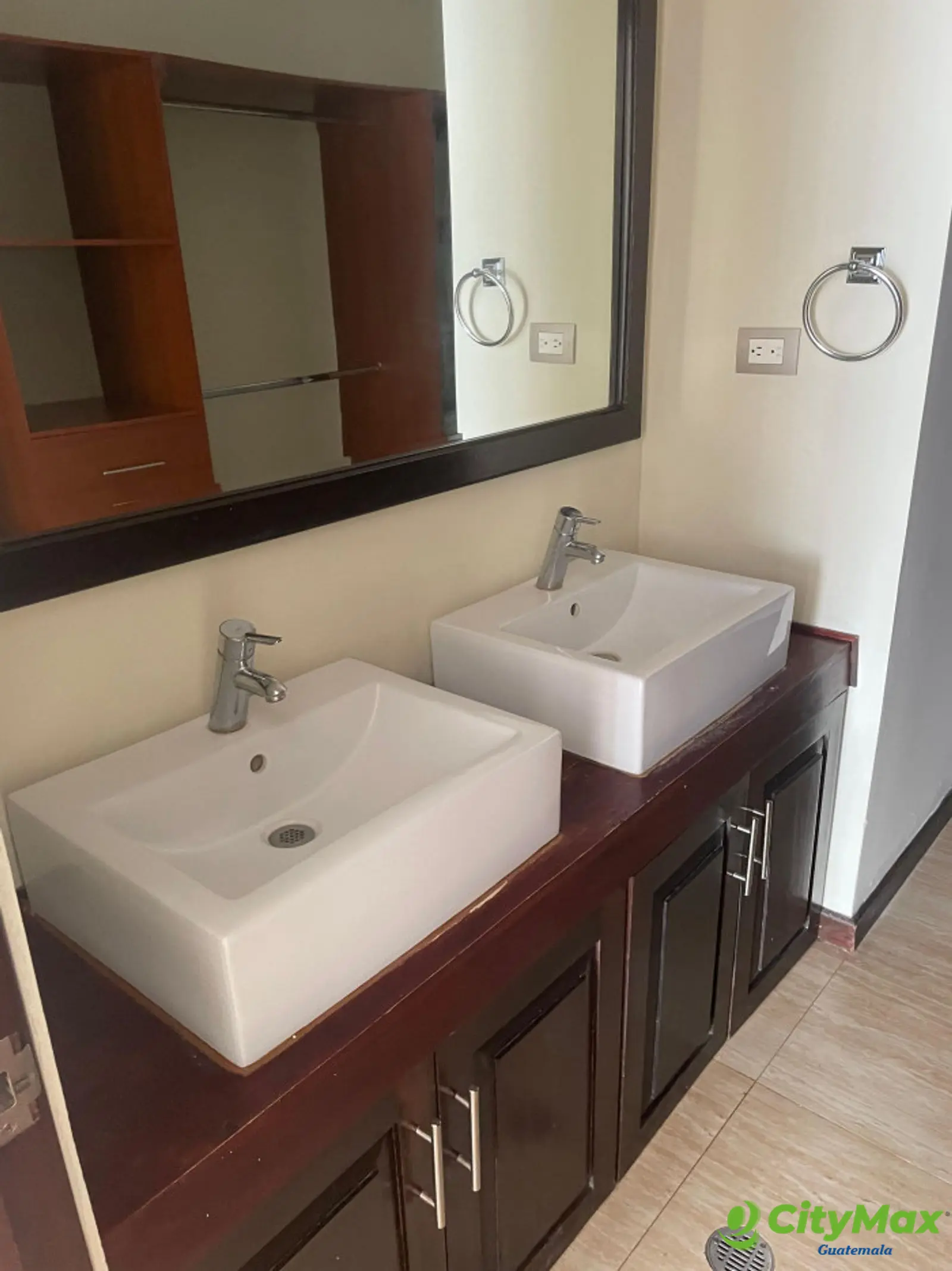 en renta apartamento en la zona 16 la montaña - foto 8