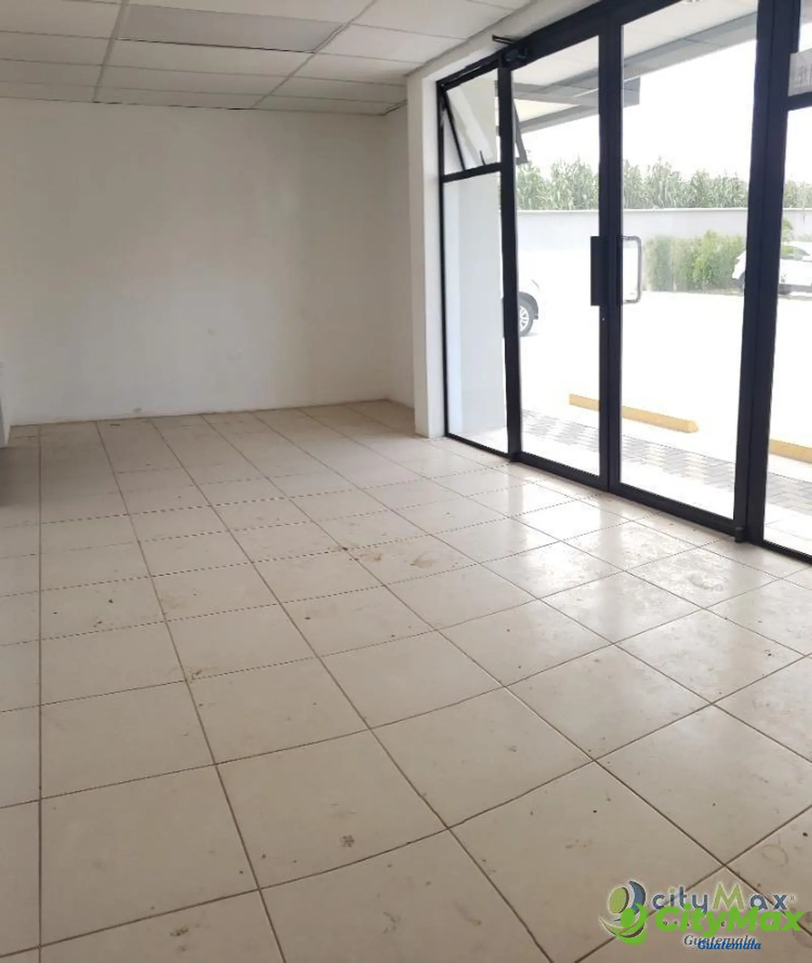 Ofibodega en venta en Quetzaltenango con 490 m2 totales - foto 3