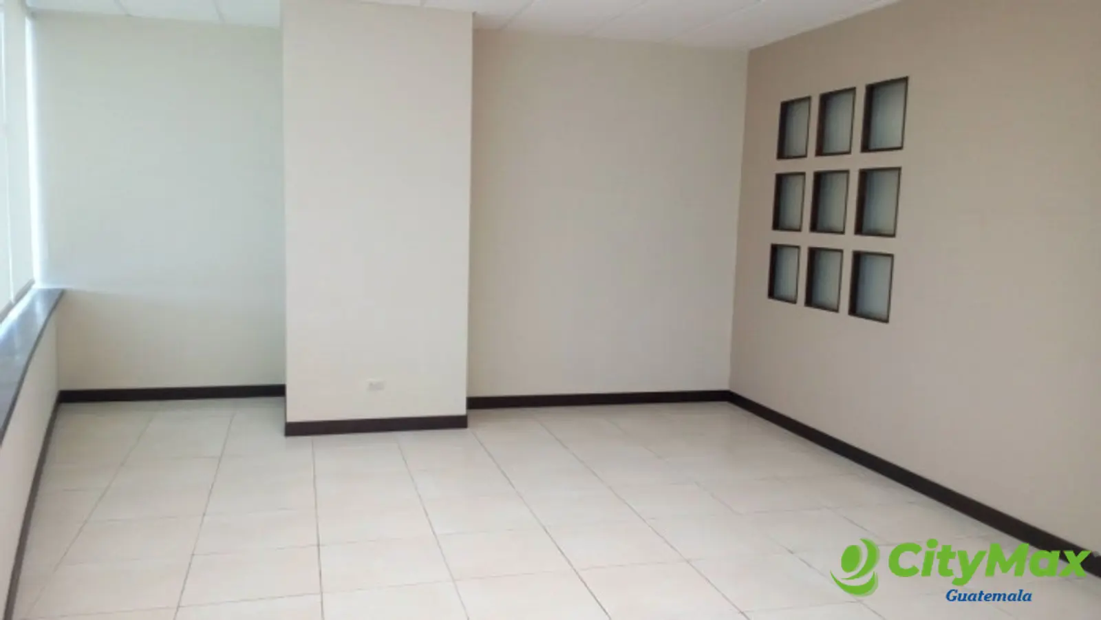 VENTA-RENTA Oficina en Zona Pradera zona 10 inversión  - foto 3