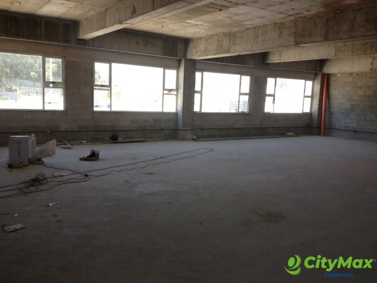 Alquilo Local con 500.00m2 en Zona 12 Petapa - foto 4