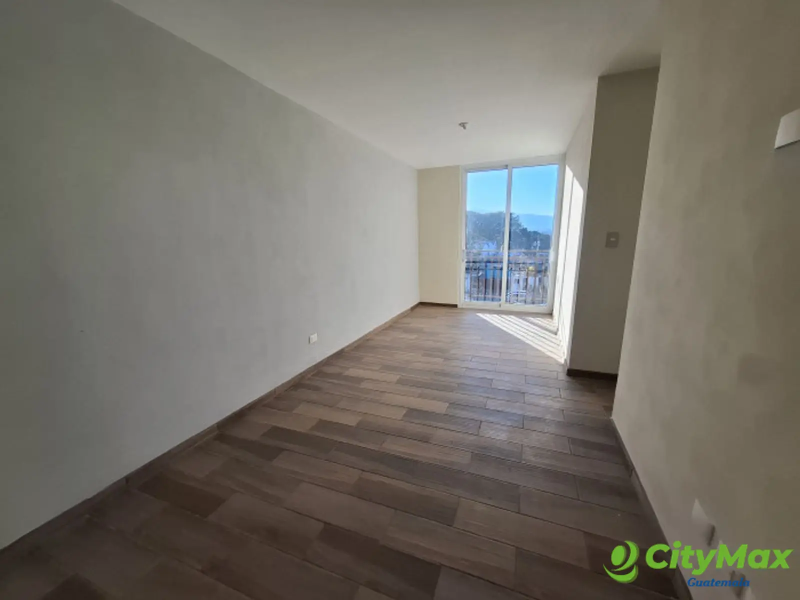En Venta Apartamento en Villas Los Alamos Guatemala - foto 9