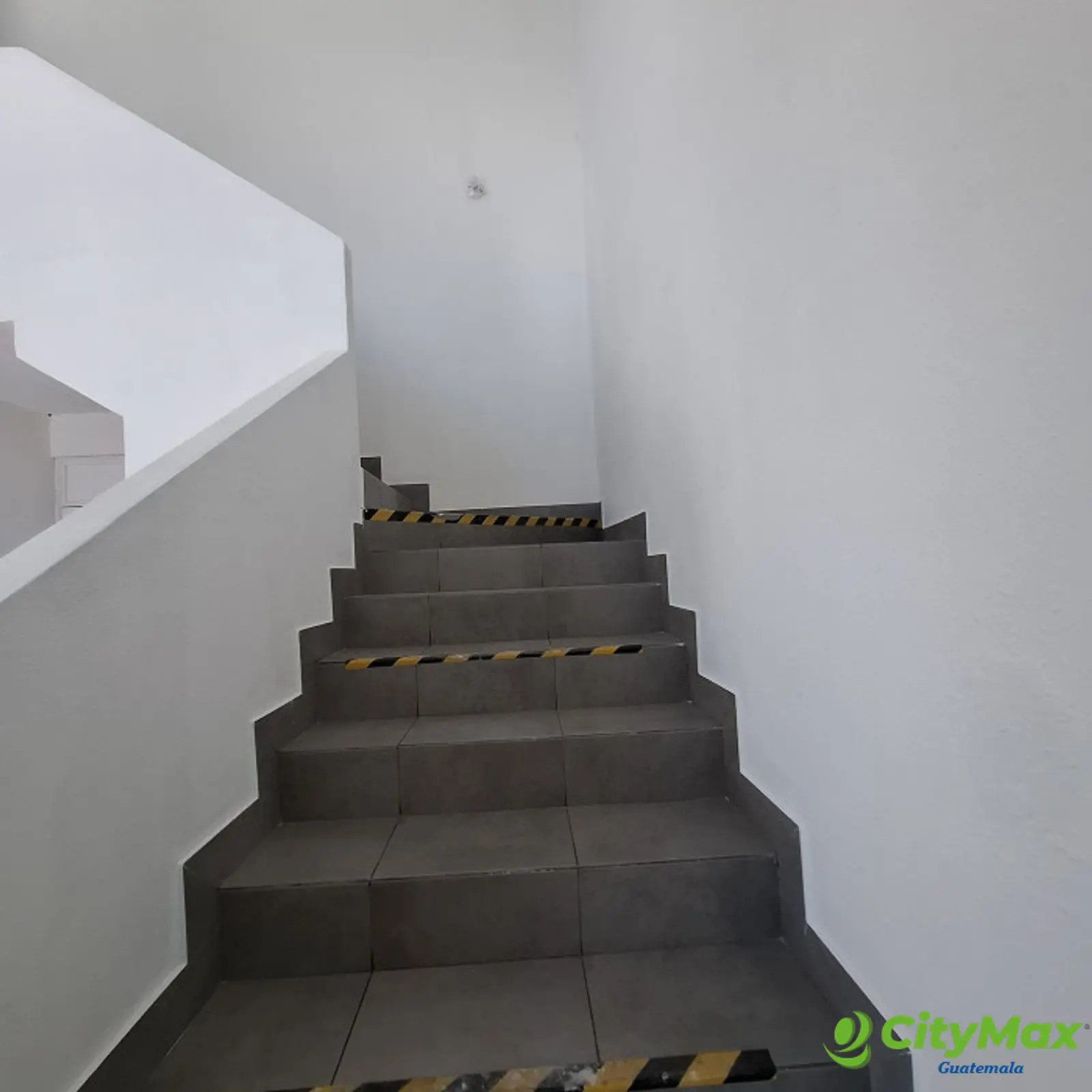 Ofibodega en renta en las Tunas zona 4 Mixco - foto 13