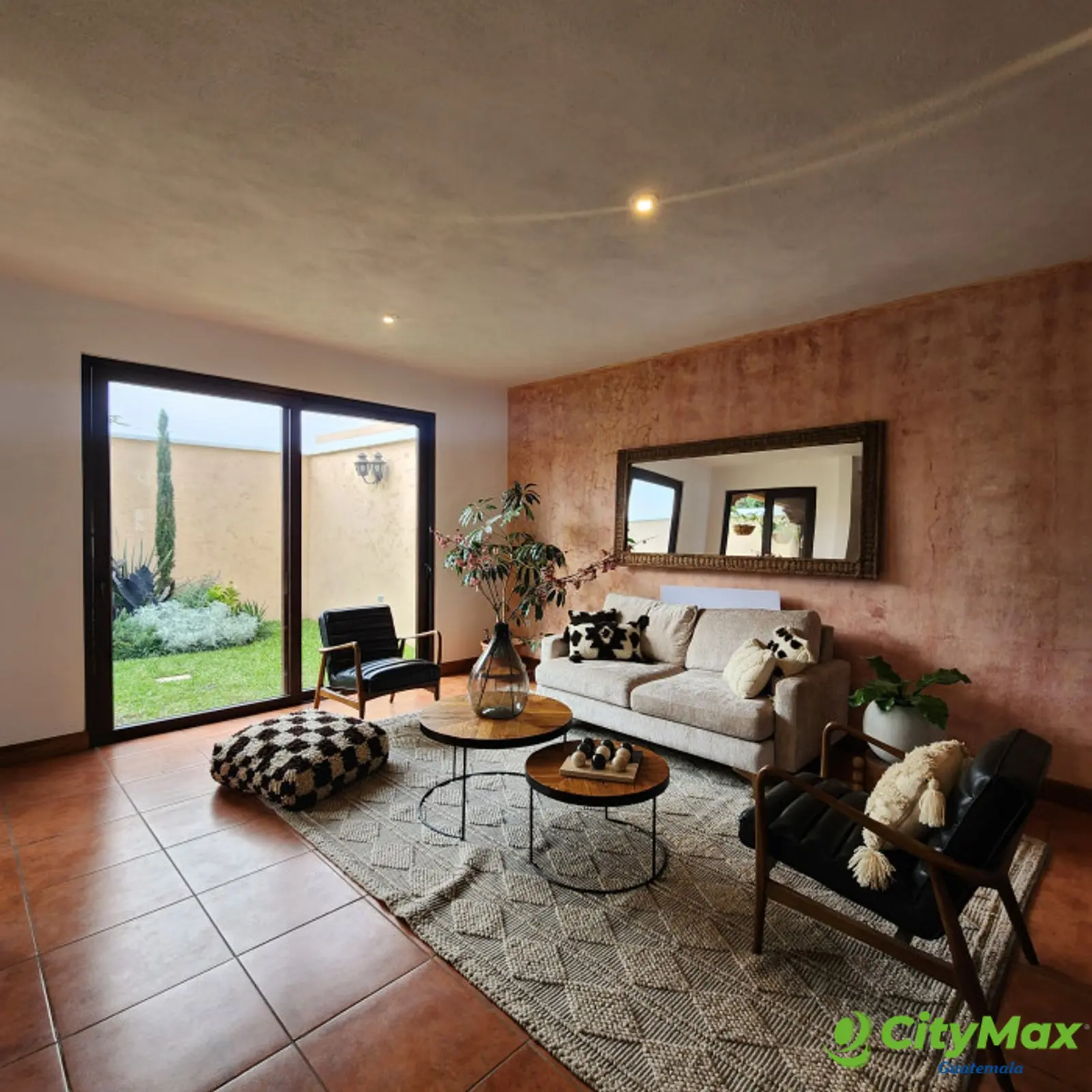 Venta casa en Residencial de lujo en Ciudad Vieja  - foto 3