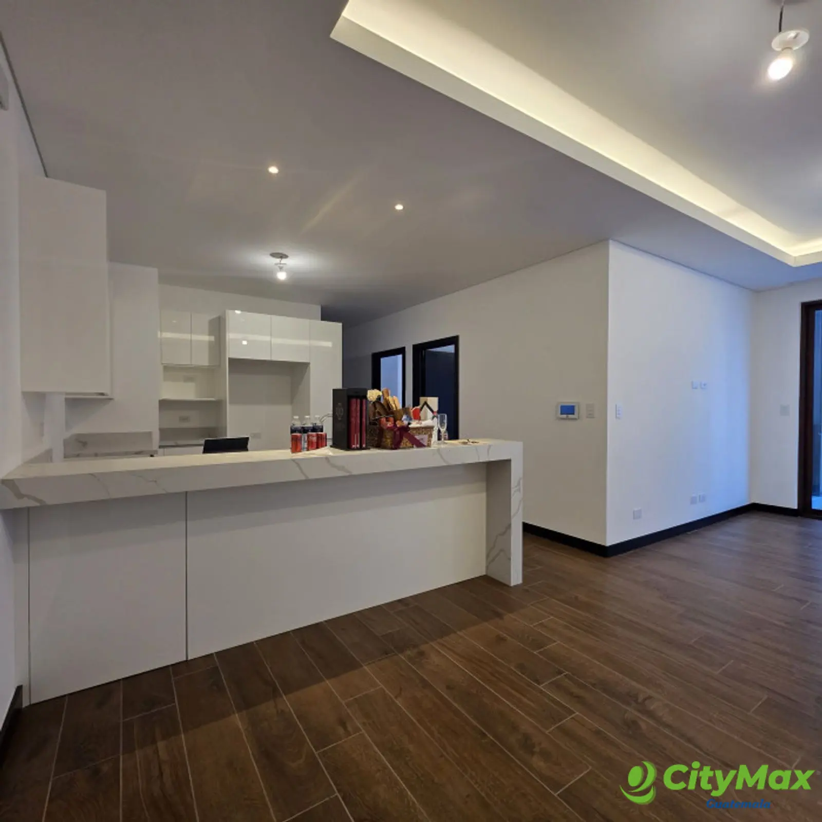 En Venta apartamento Zona 16 Lirios de Cayala - foto 16