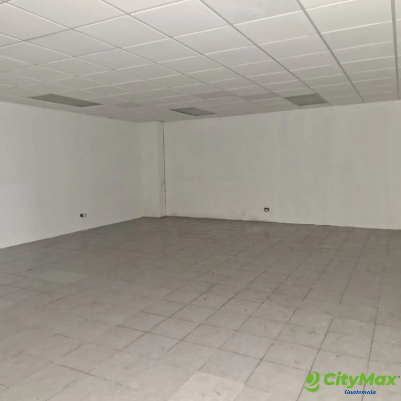 En ALQUILER LOCAL Comercial En zona 5 Centro Comercial - foto 6
