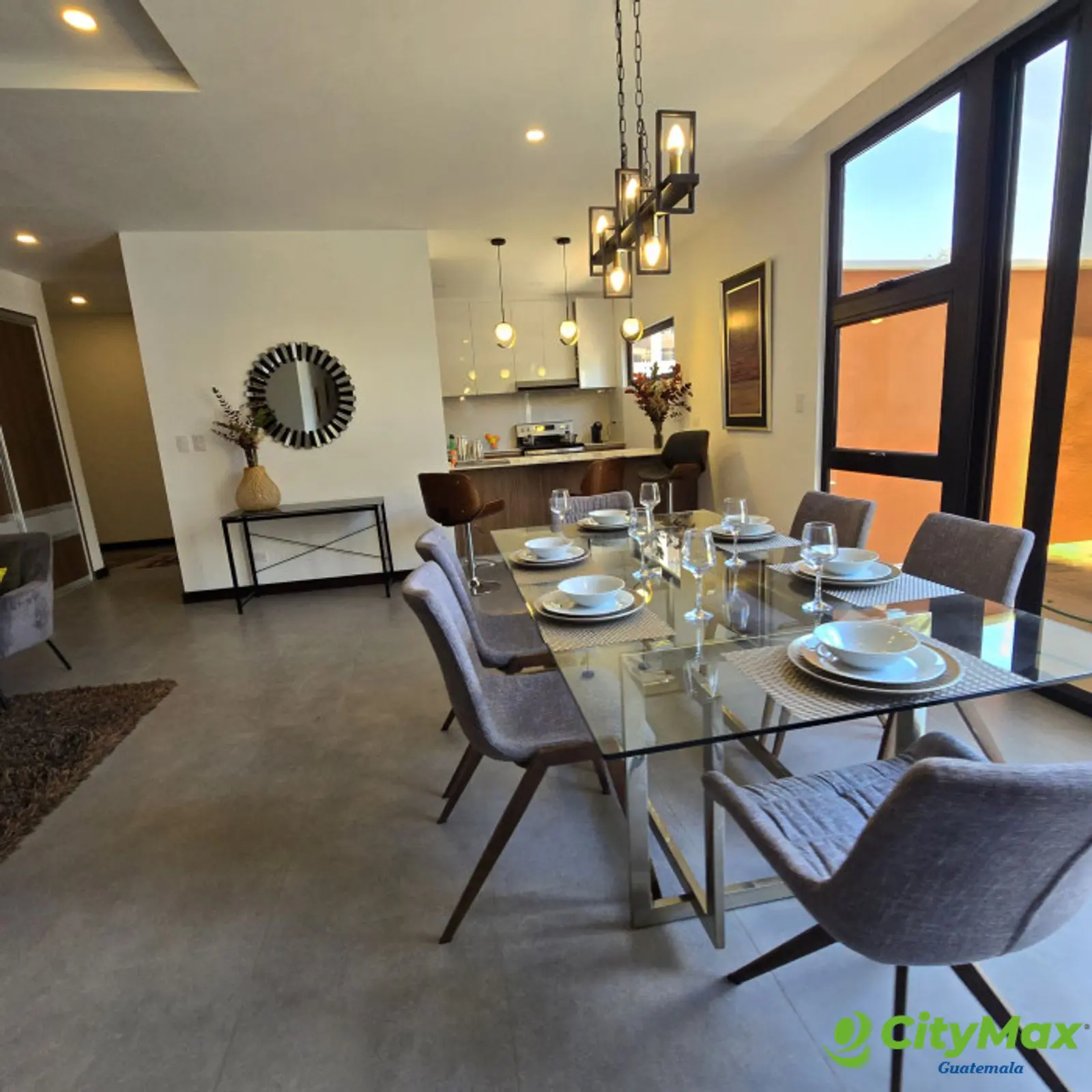 Apartamento en Venta con Jardín en Zona 15 - foto 3