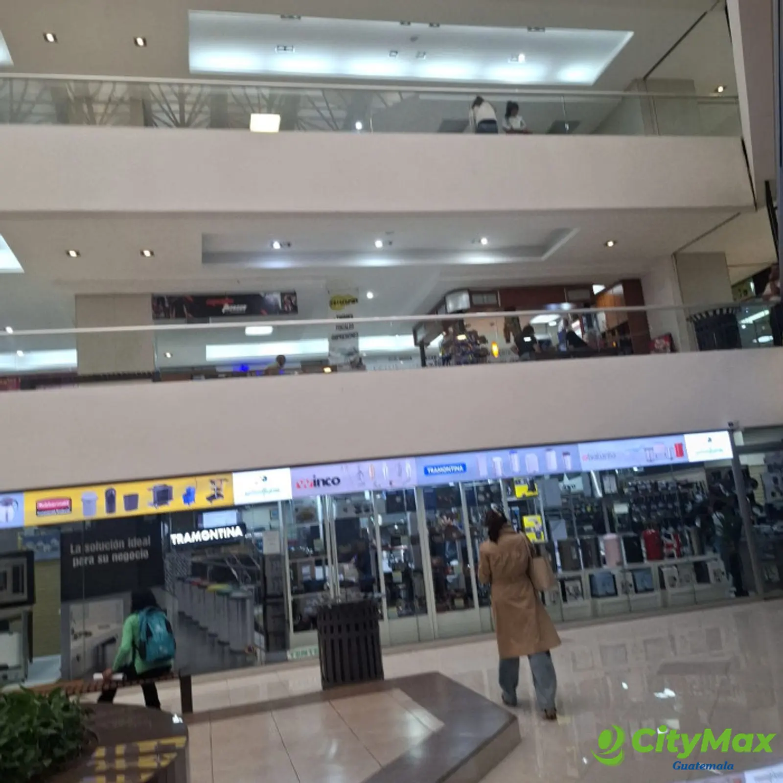 Oficina Comercial en Renta en Zona 10Ciudad de Guatemala - foto 9