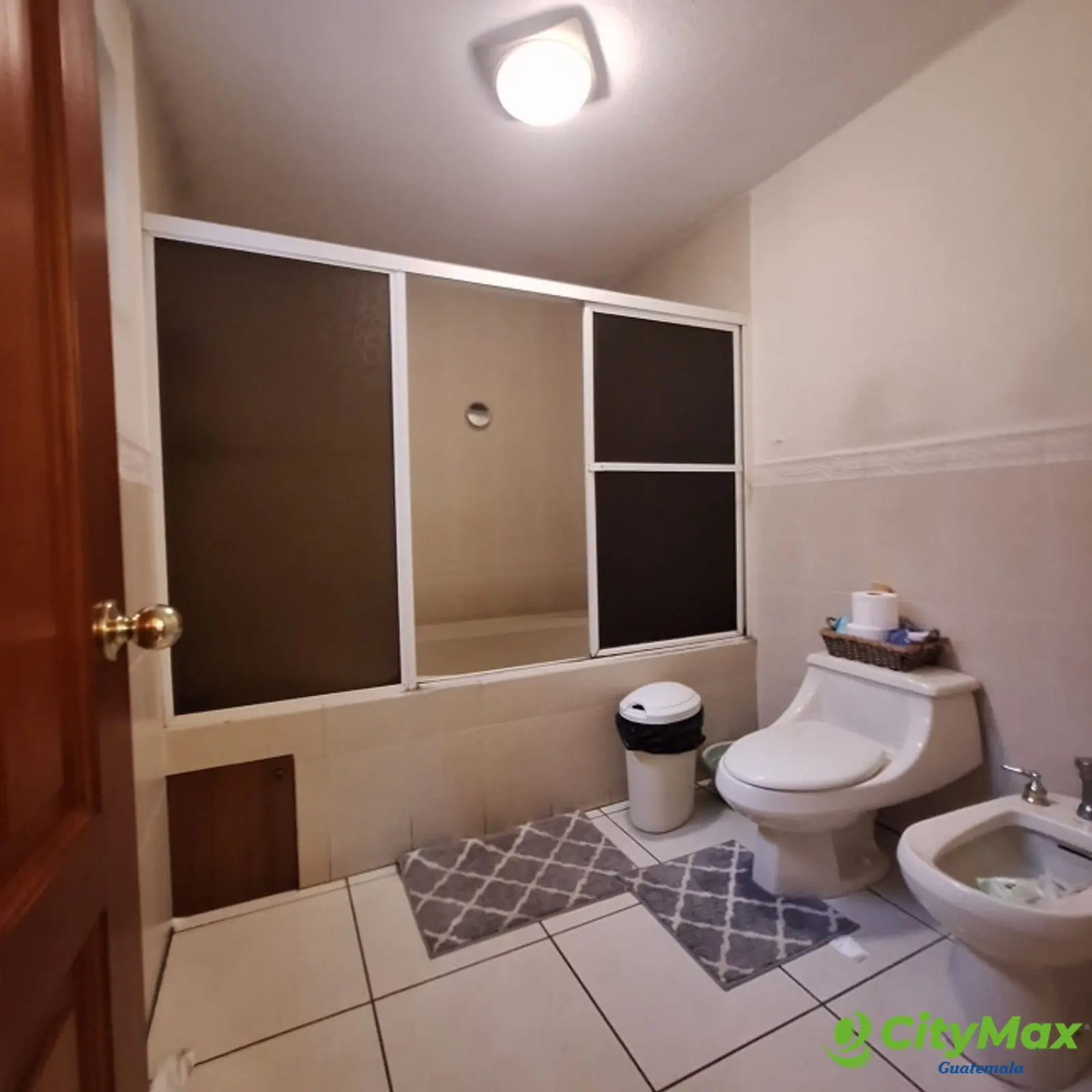 Casa en venta en condominio zona 13 Guatemala - foto 12